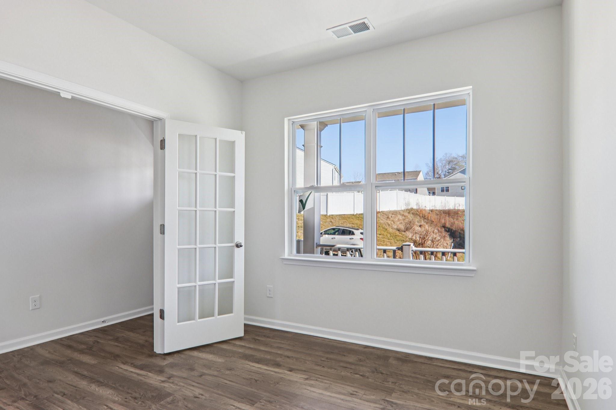 827 Adelston Lane — Asheville
