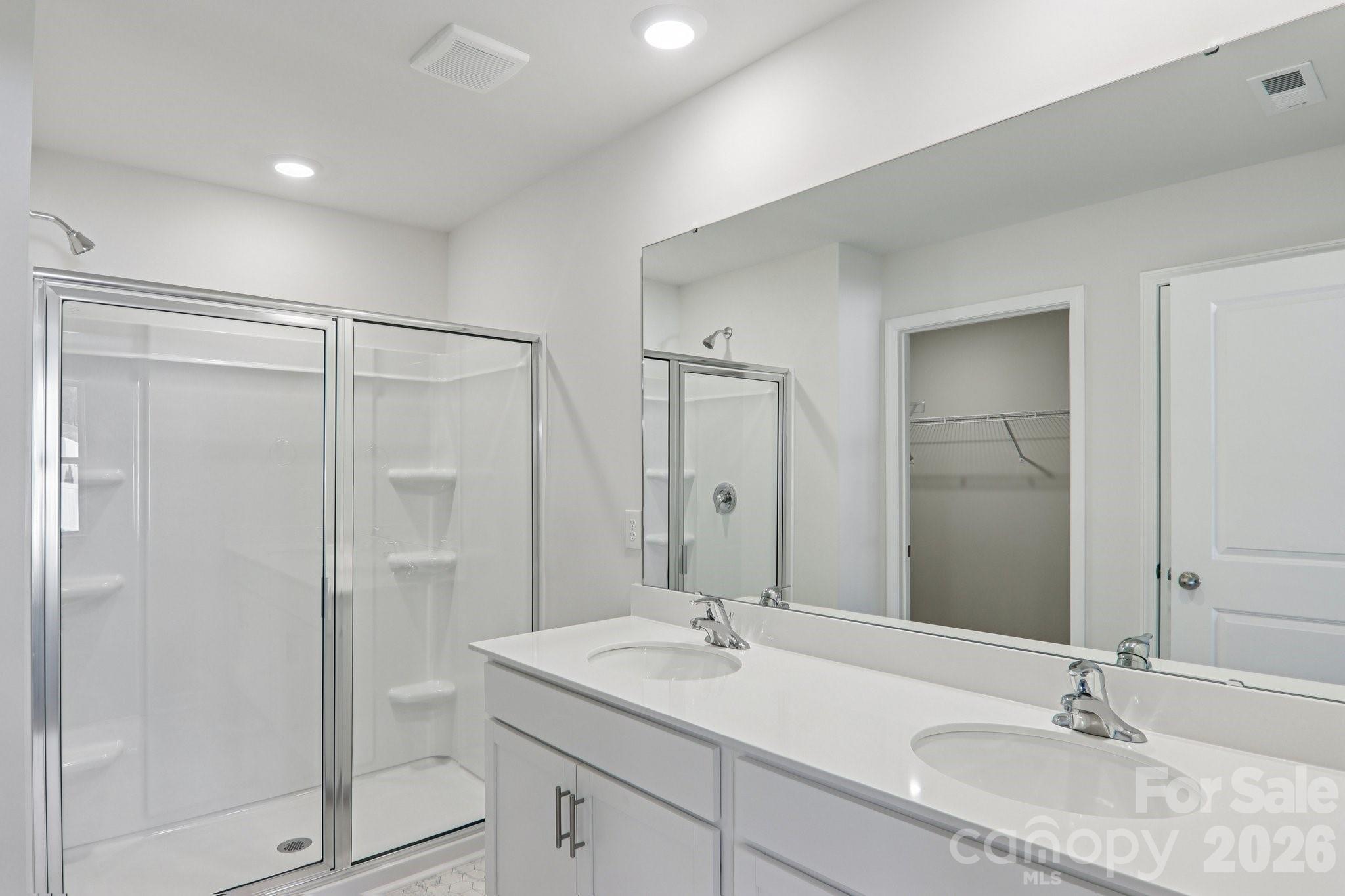 827 Adelston Lane — Asheville