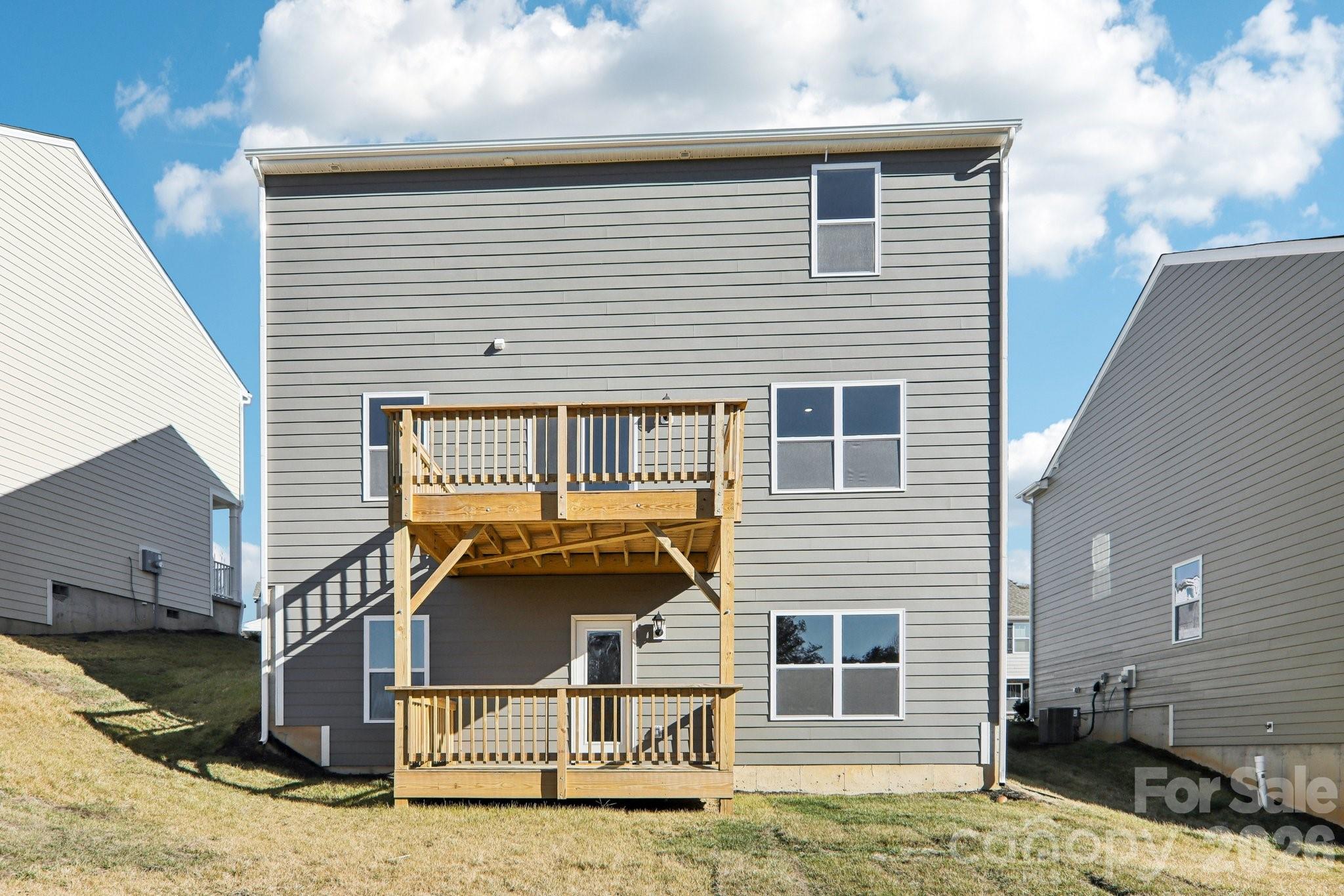 827 Adelston Lane — Asheville