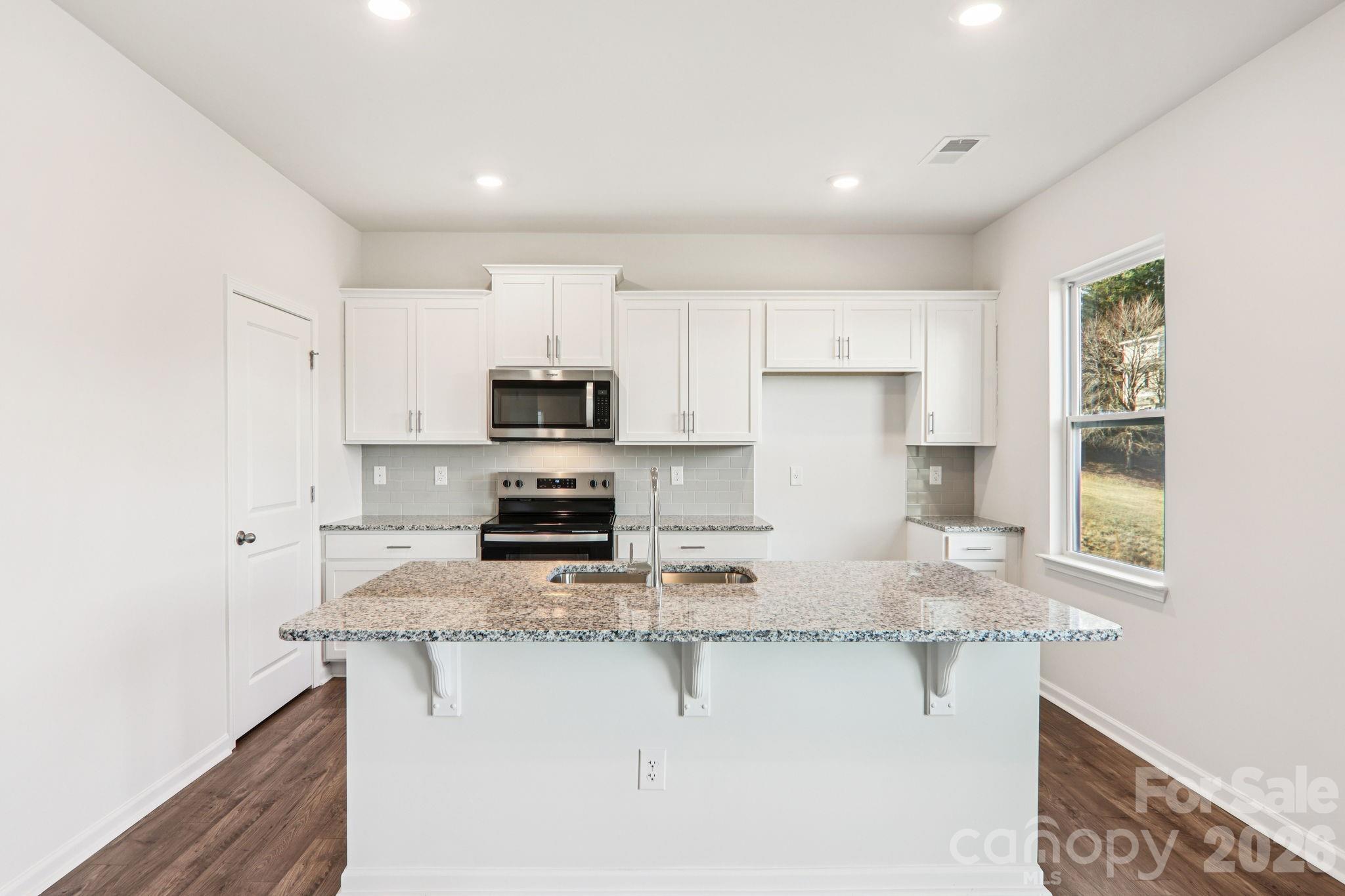 831 Adelston Lane — Asheville
