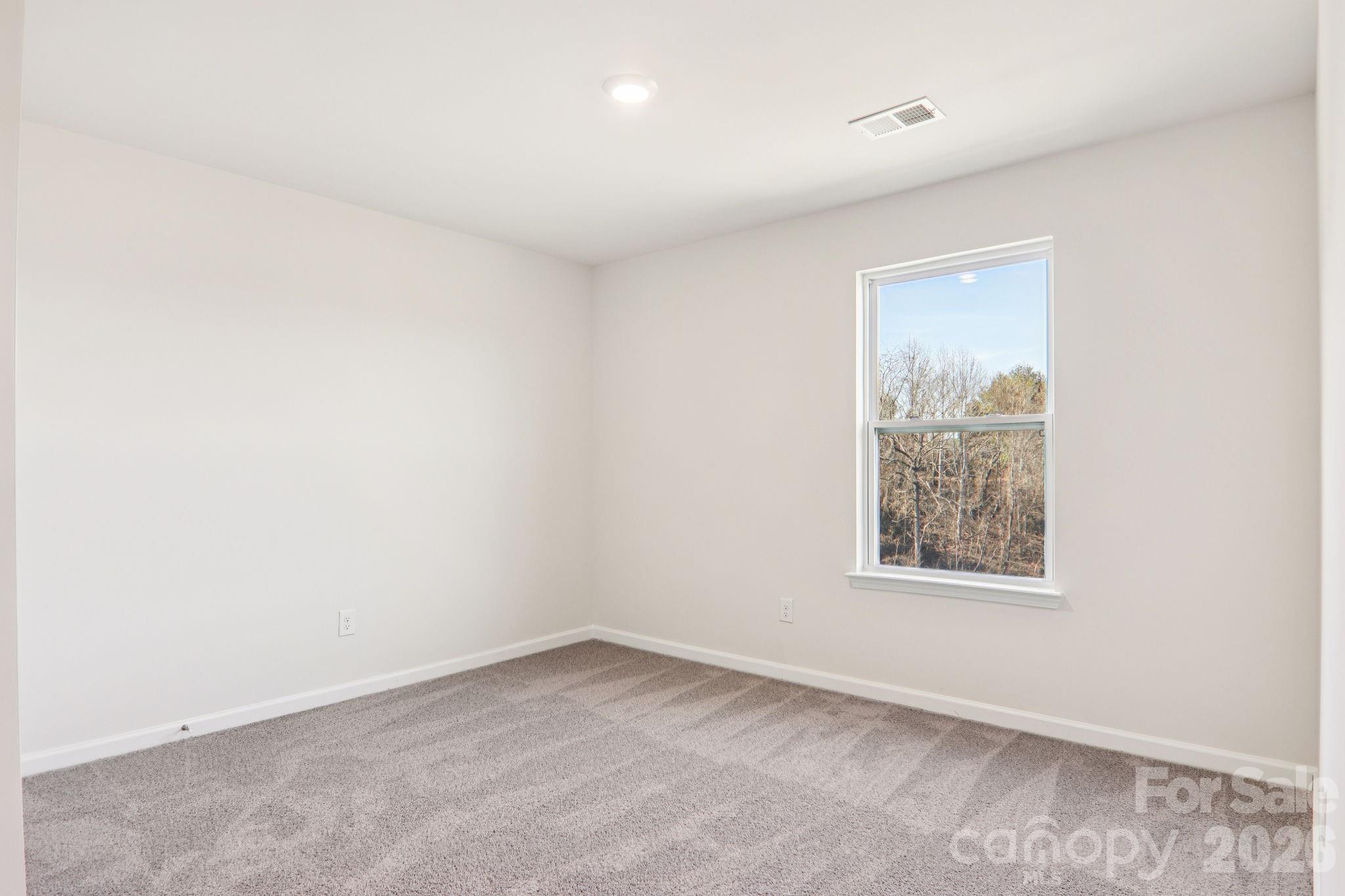 831 Adelston Lane — Asheville