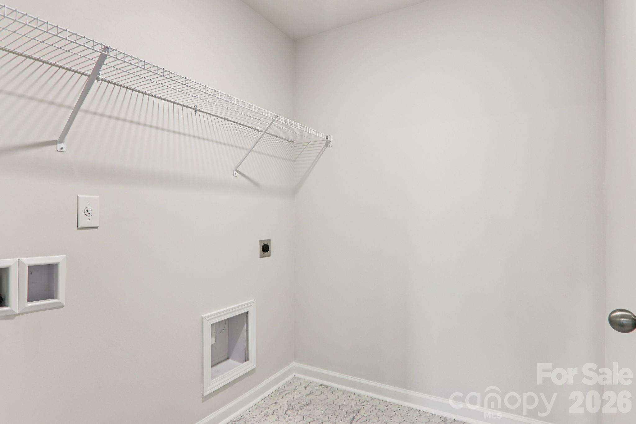 831 Adelston Lane — Asheville