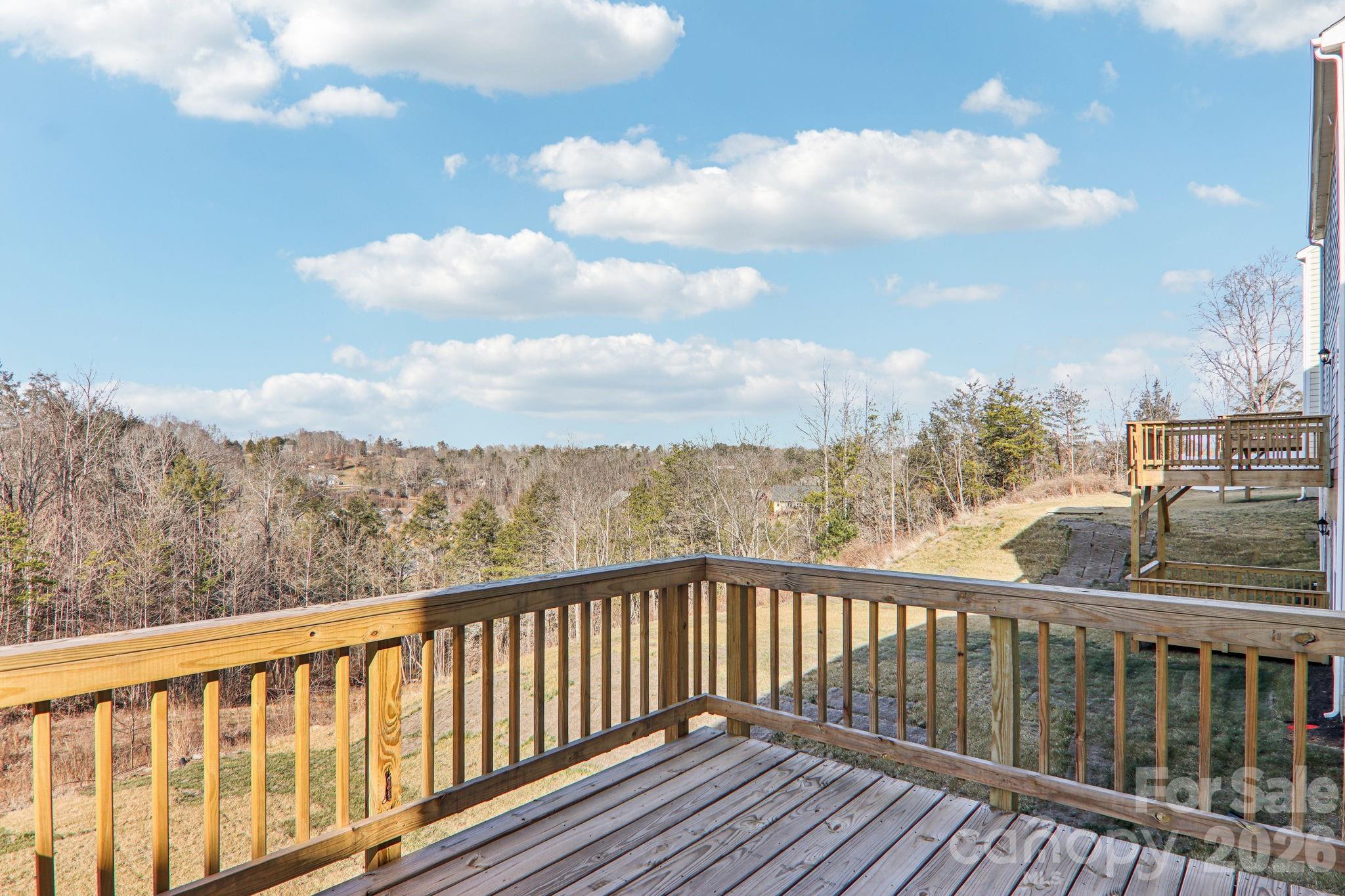 831 Adelston Lane — Asheville