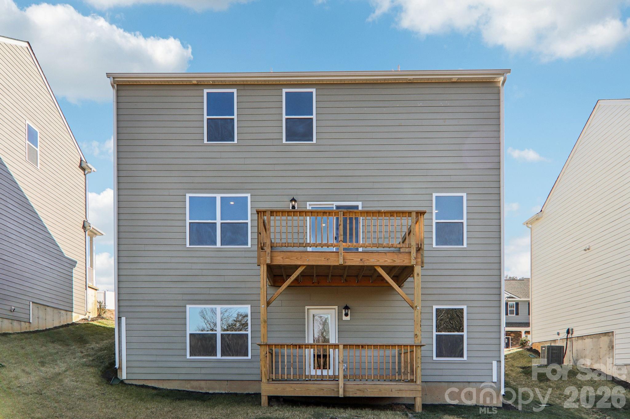 831 Adelston Lane — Asheville