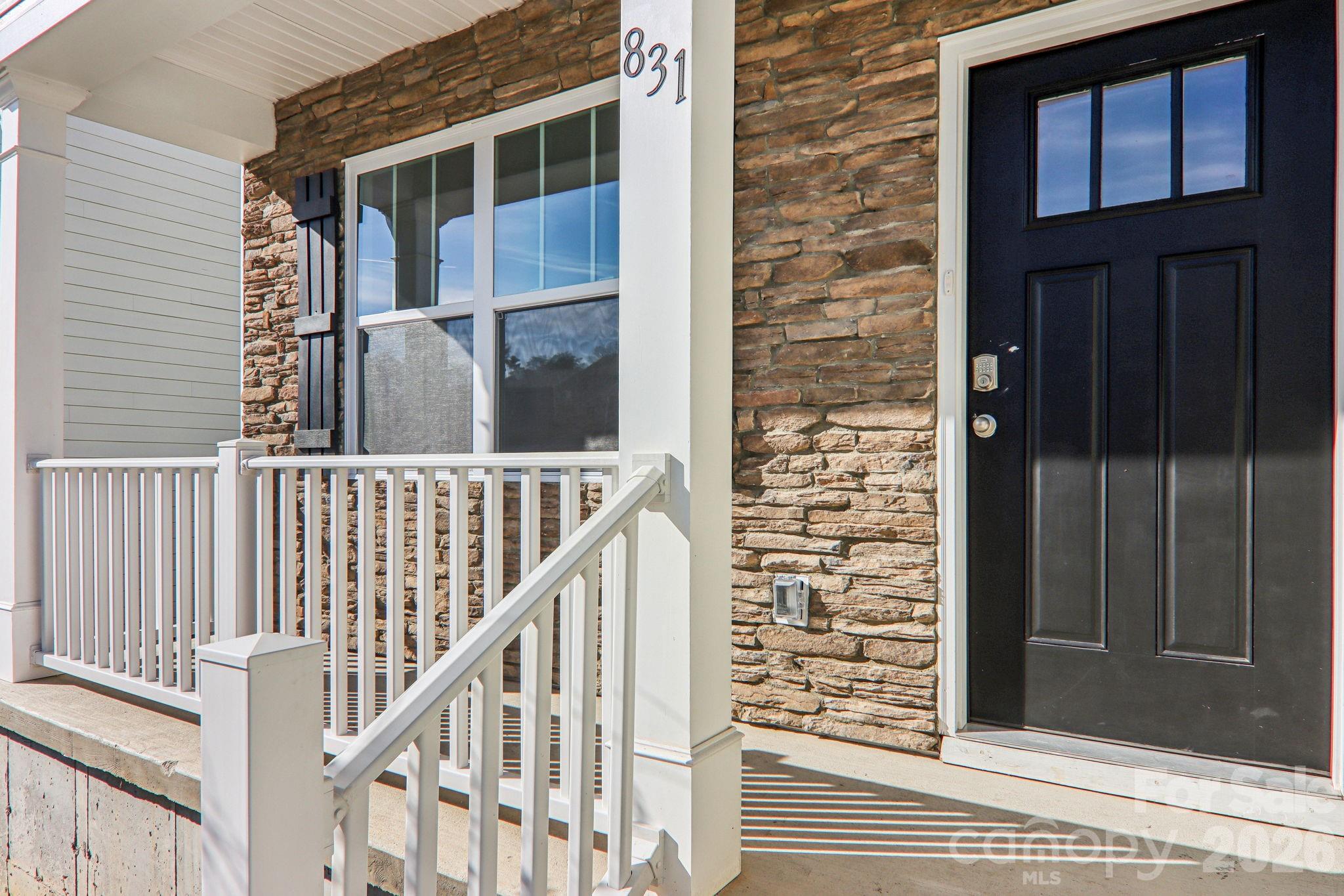 831 Adelston Lane — Asheville
