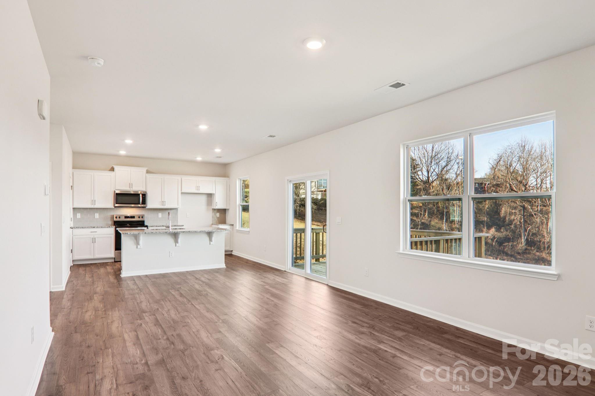 831 Adelston Lane — Asheville