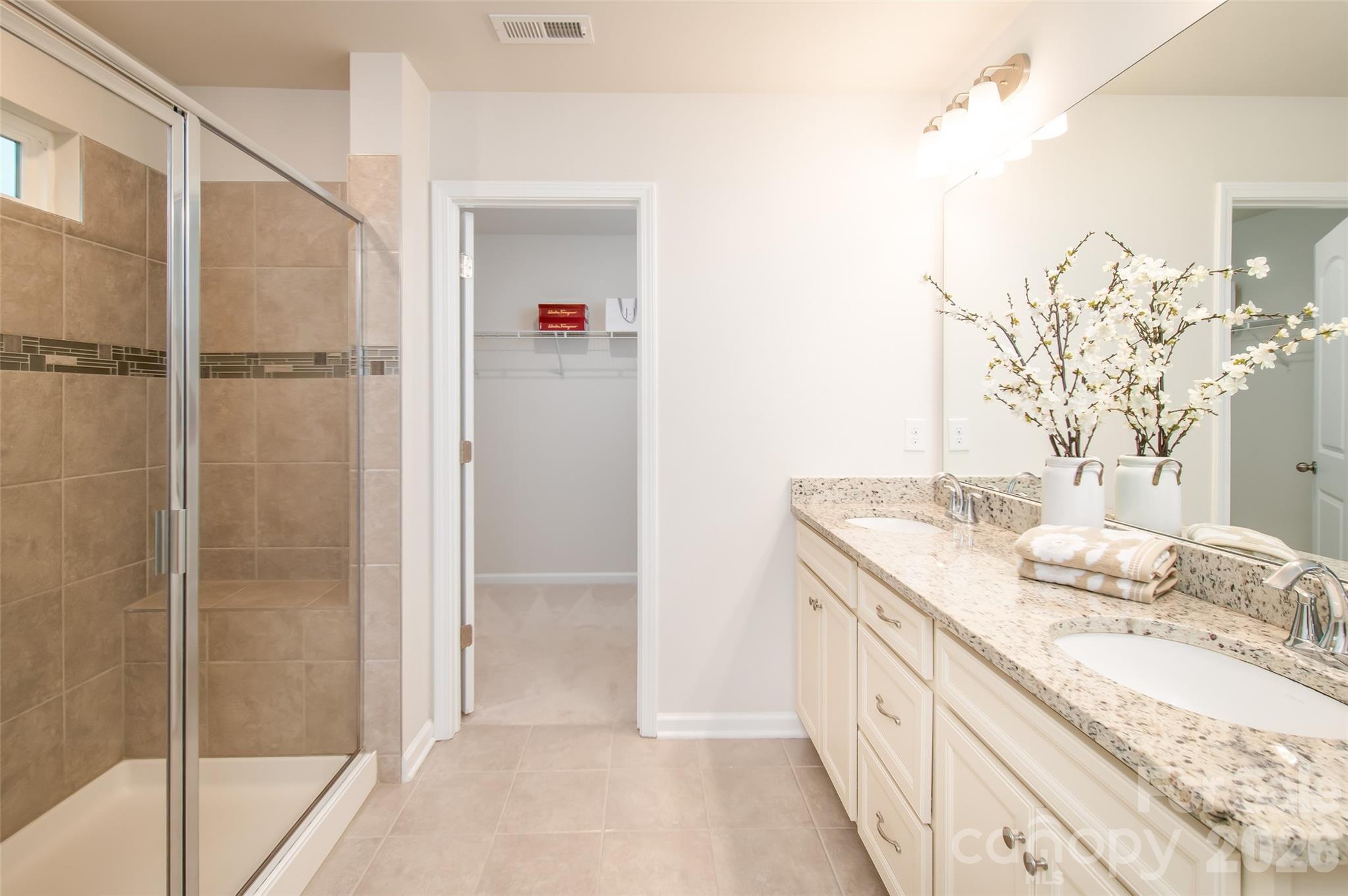 150 W Morehouse Avenue — Mooresville