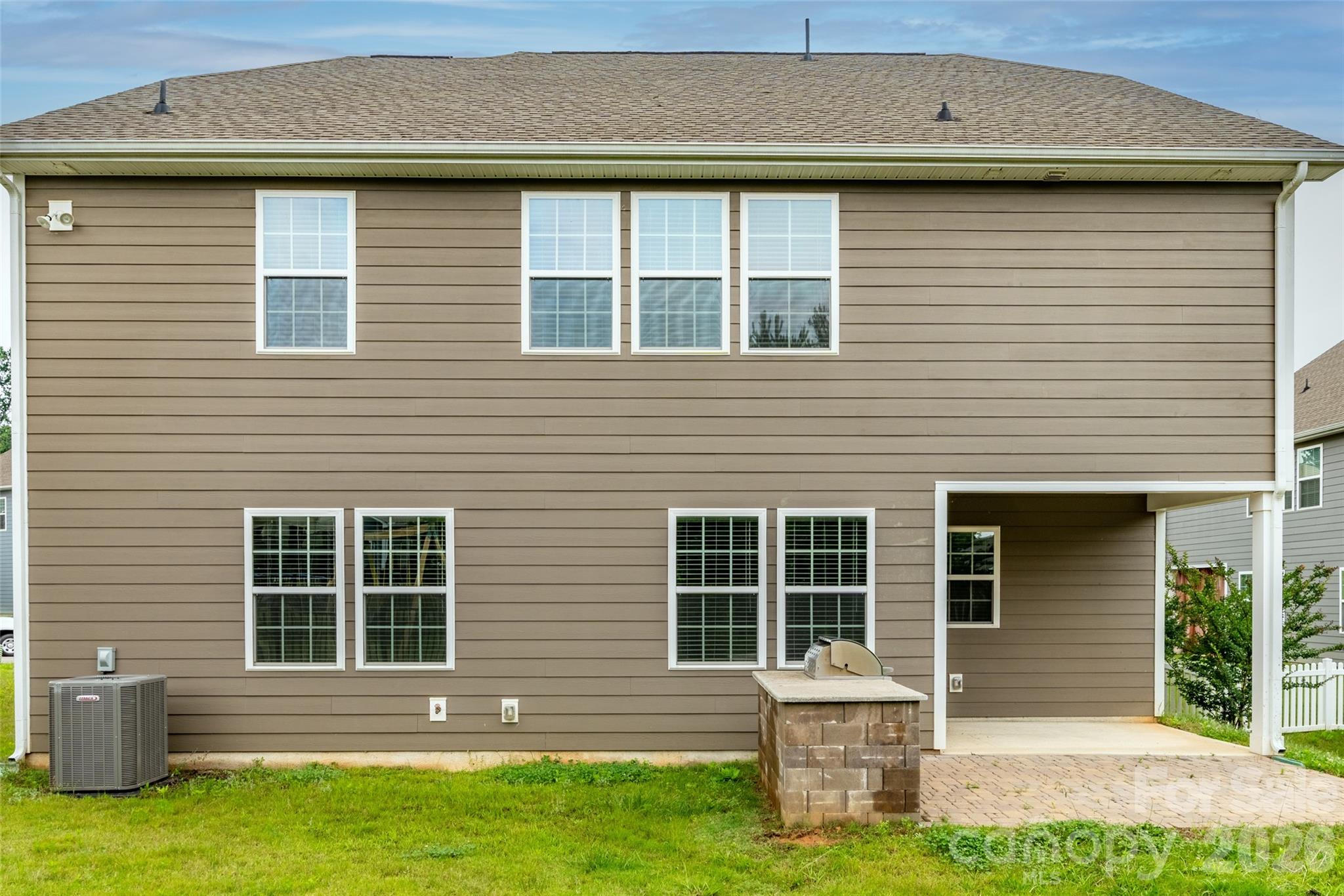 150 W Morehouse Avenue — Mooresville