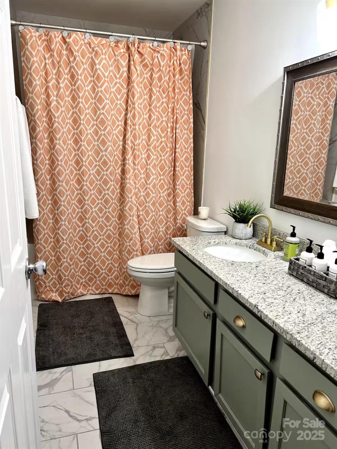 229 Windsor Point Road #6D — Columbia
