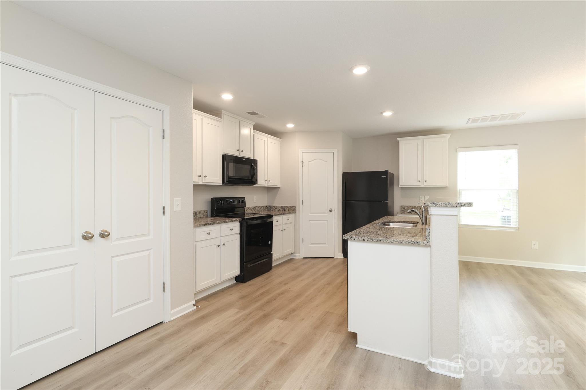 3349 Ellingford Road — Charlotte