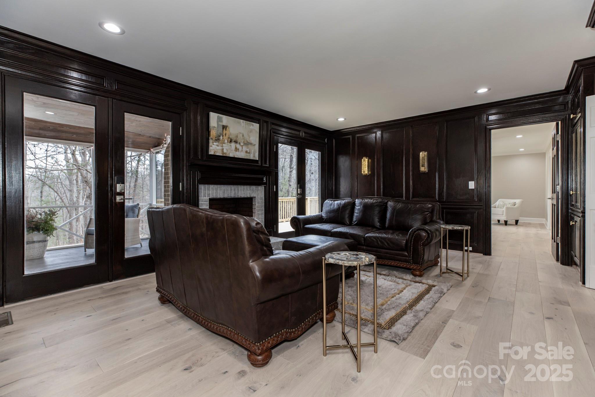 455 Old Farms Road — Wilkesboro