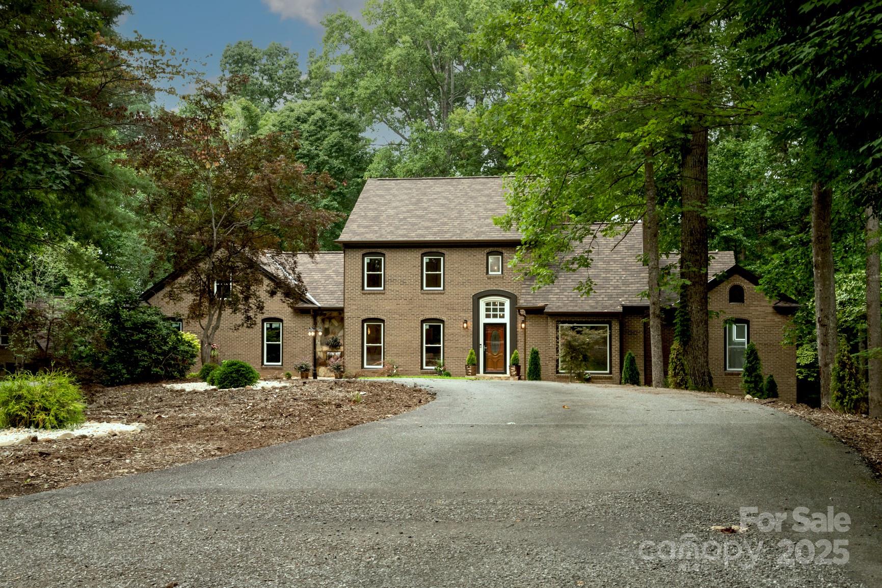 455 Old Farms Road — Wilkesboro