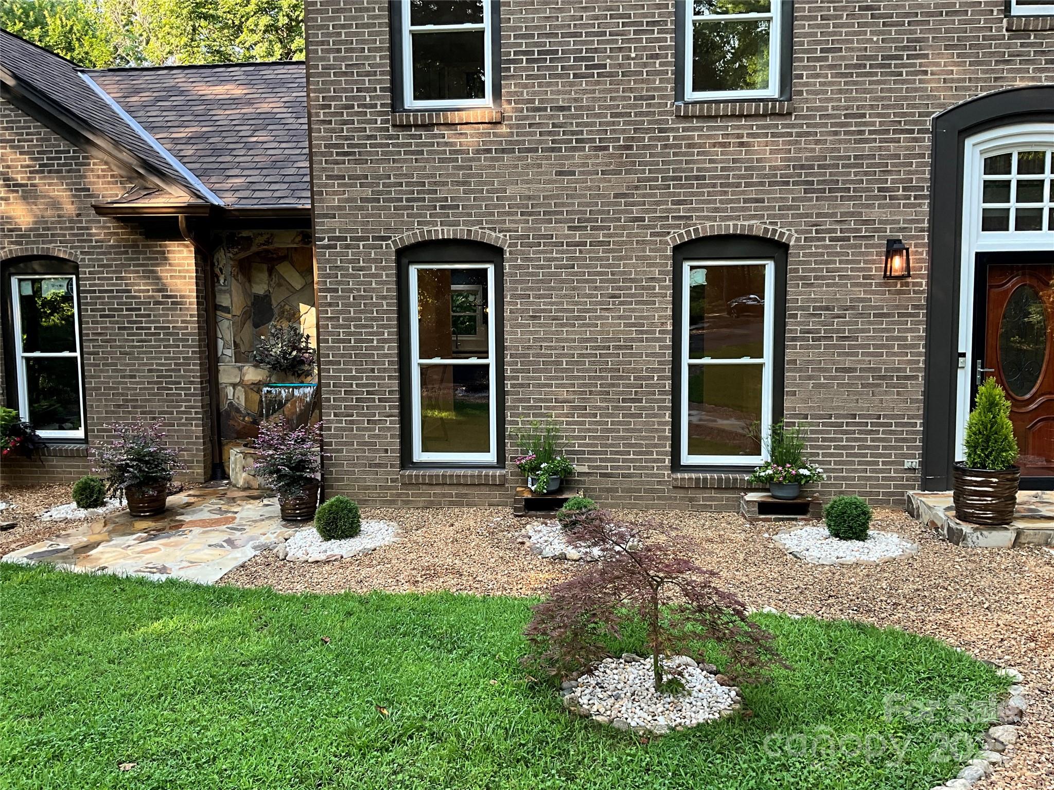 455 Old Farms Road — Wilkesboro