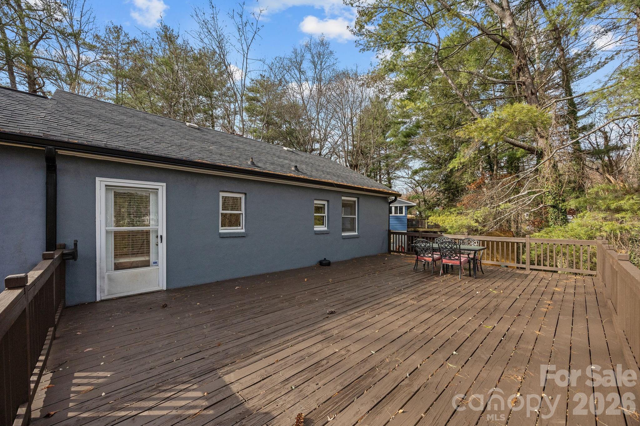 175 Chatham Road — Asheville