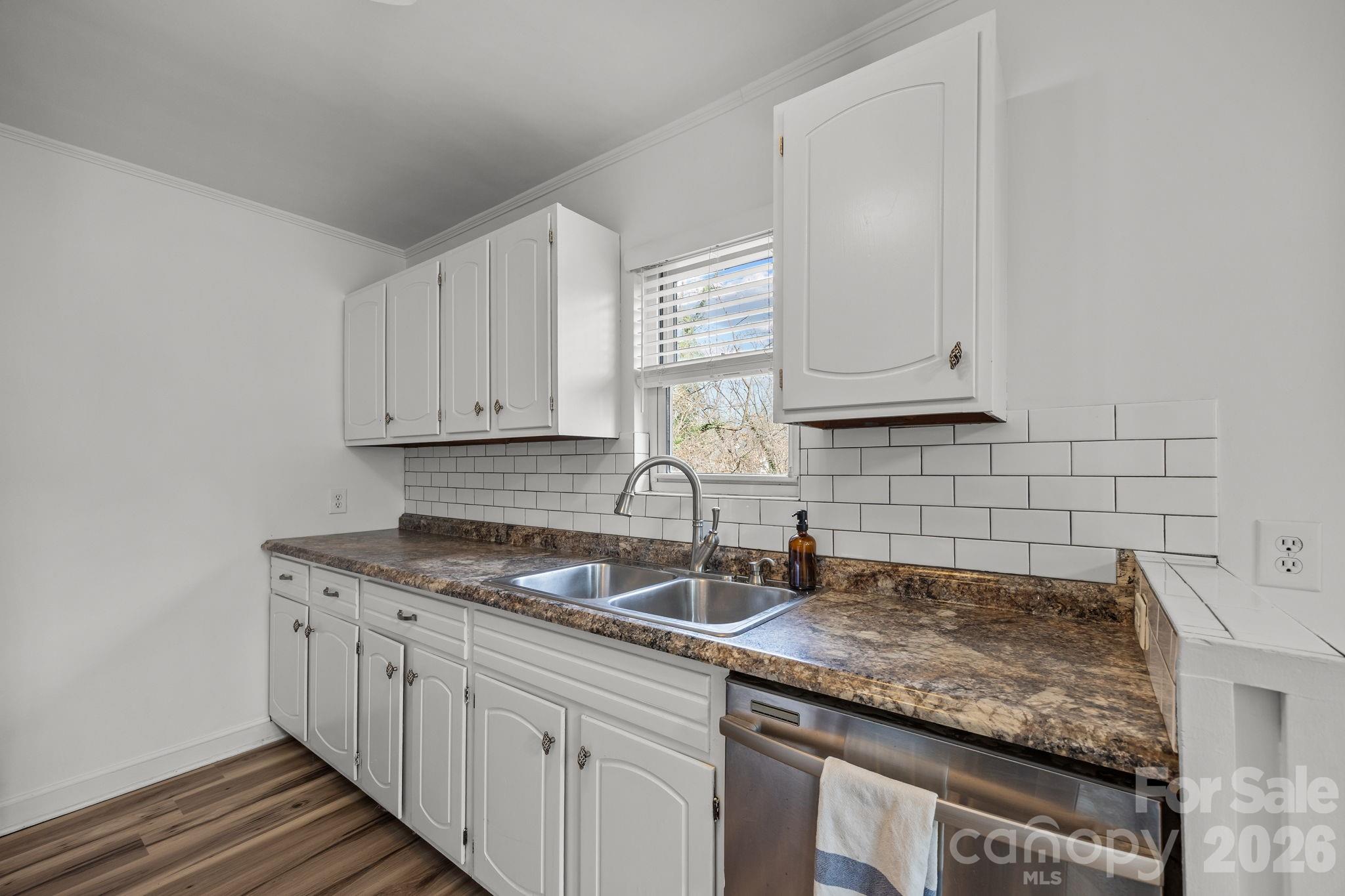 175 Chatham Road — Asheville
