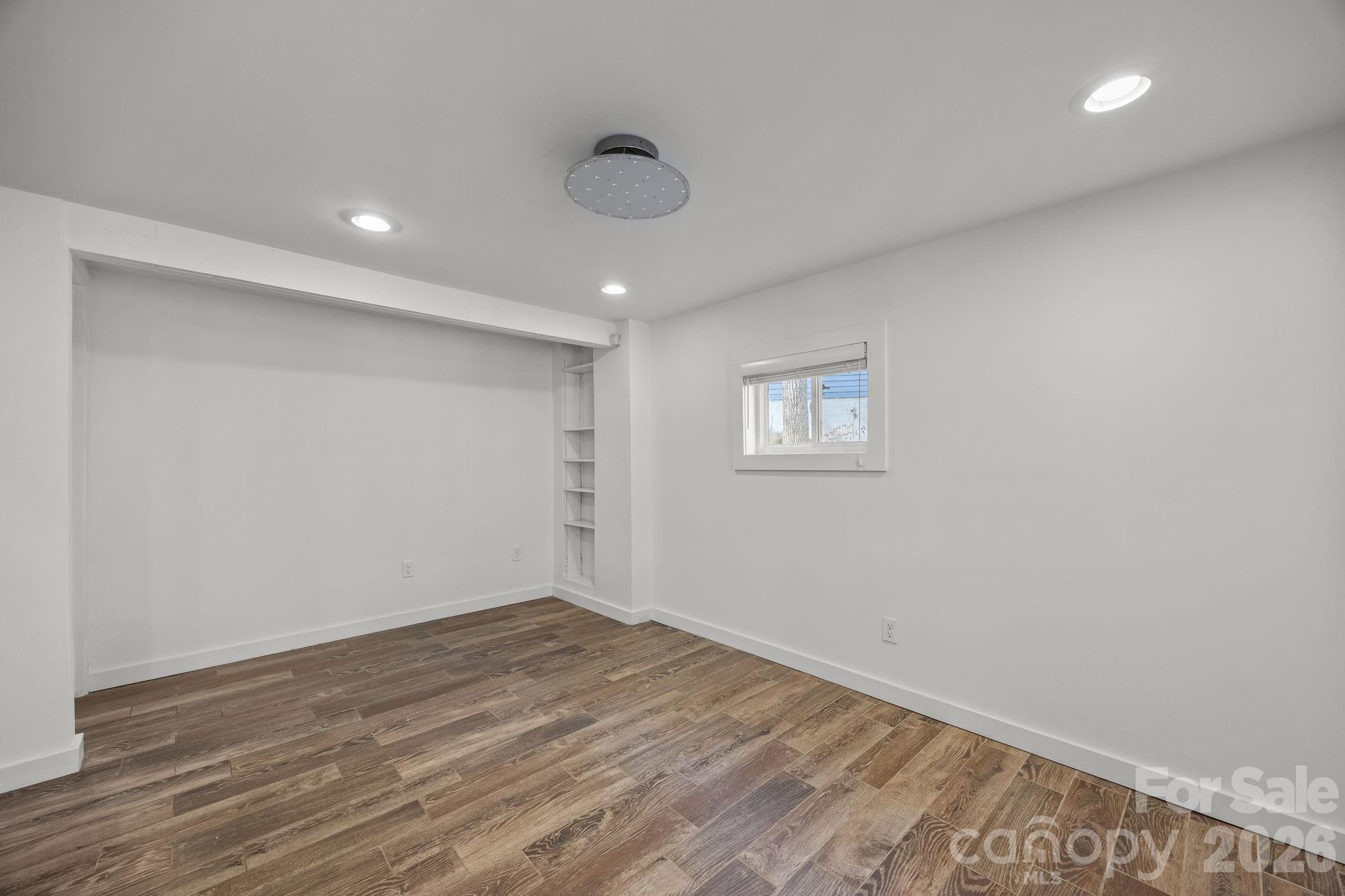 175 Chatham Road — Asheville