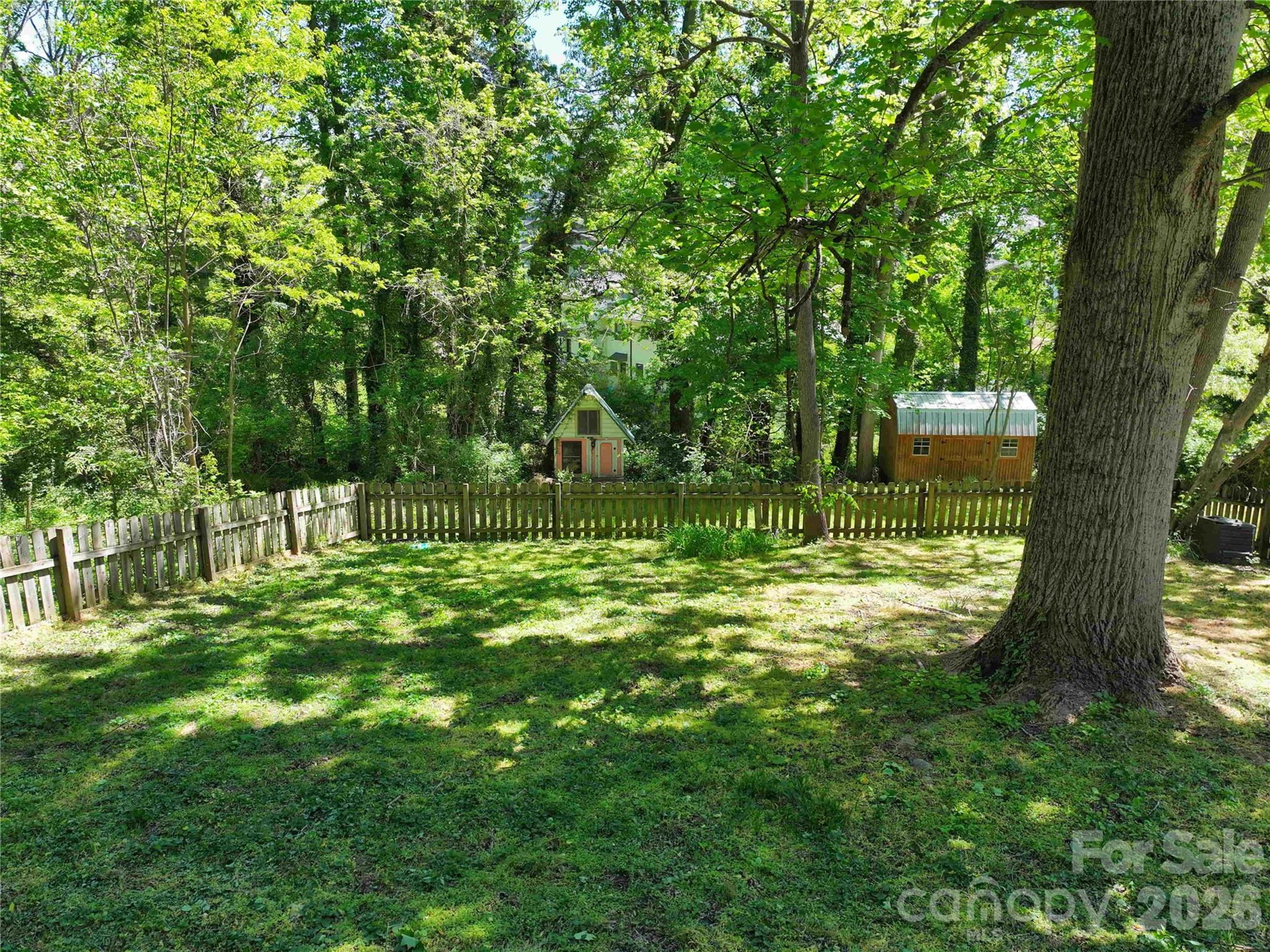 175 Chatham Road — Asheville