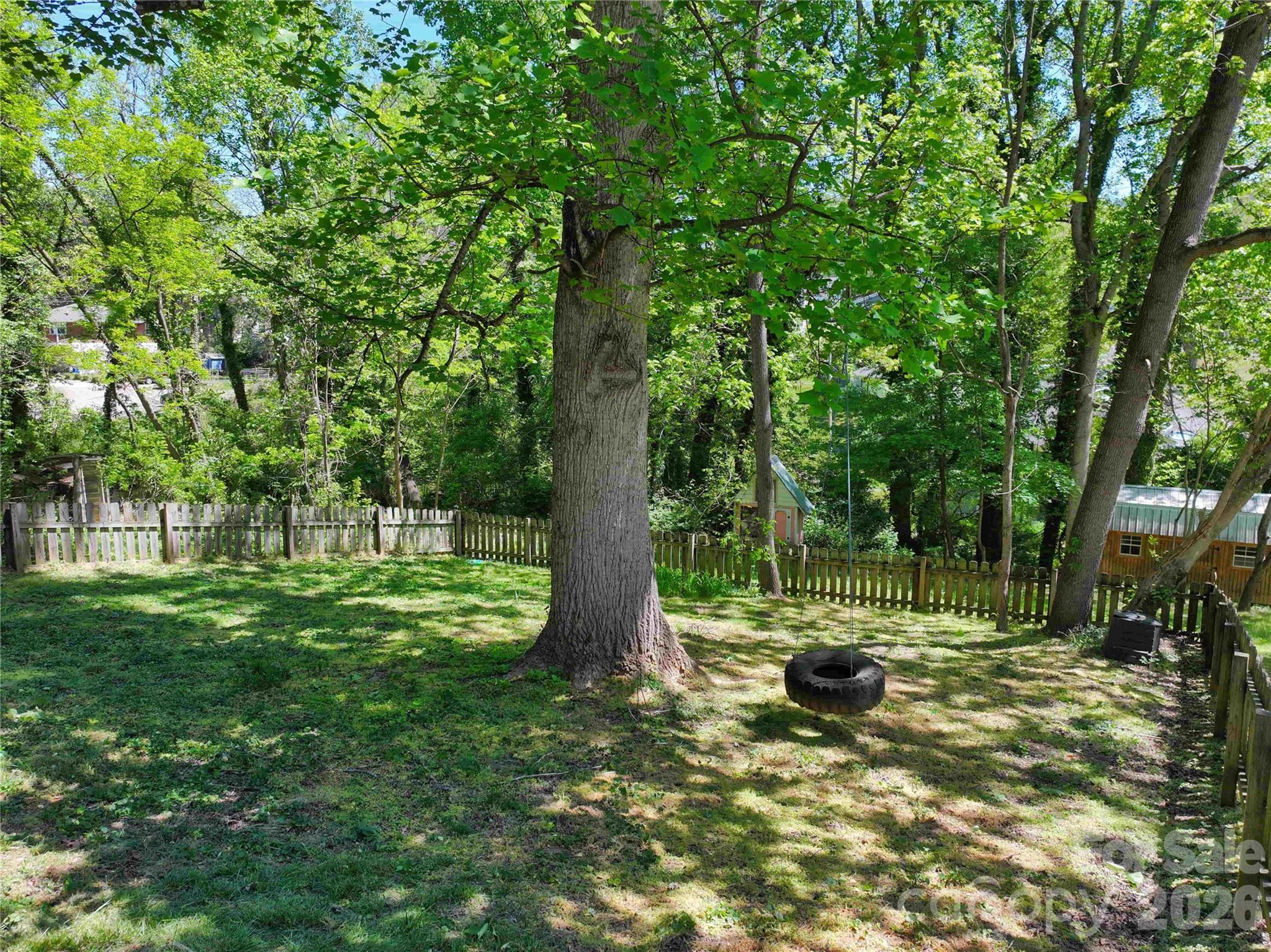 175 Chatham Road — Asheville