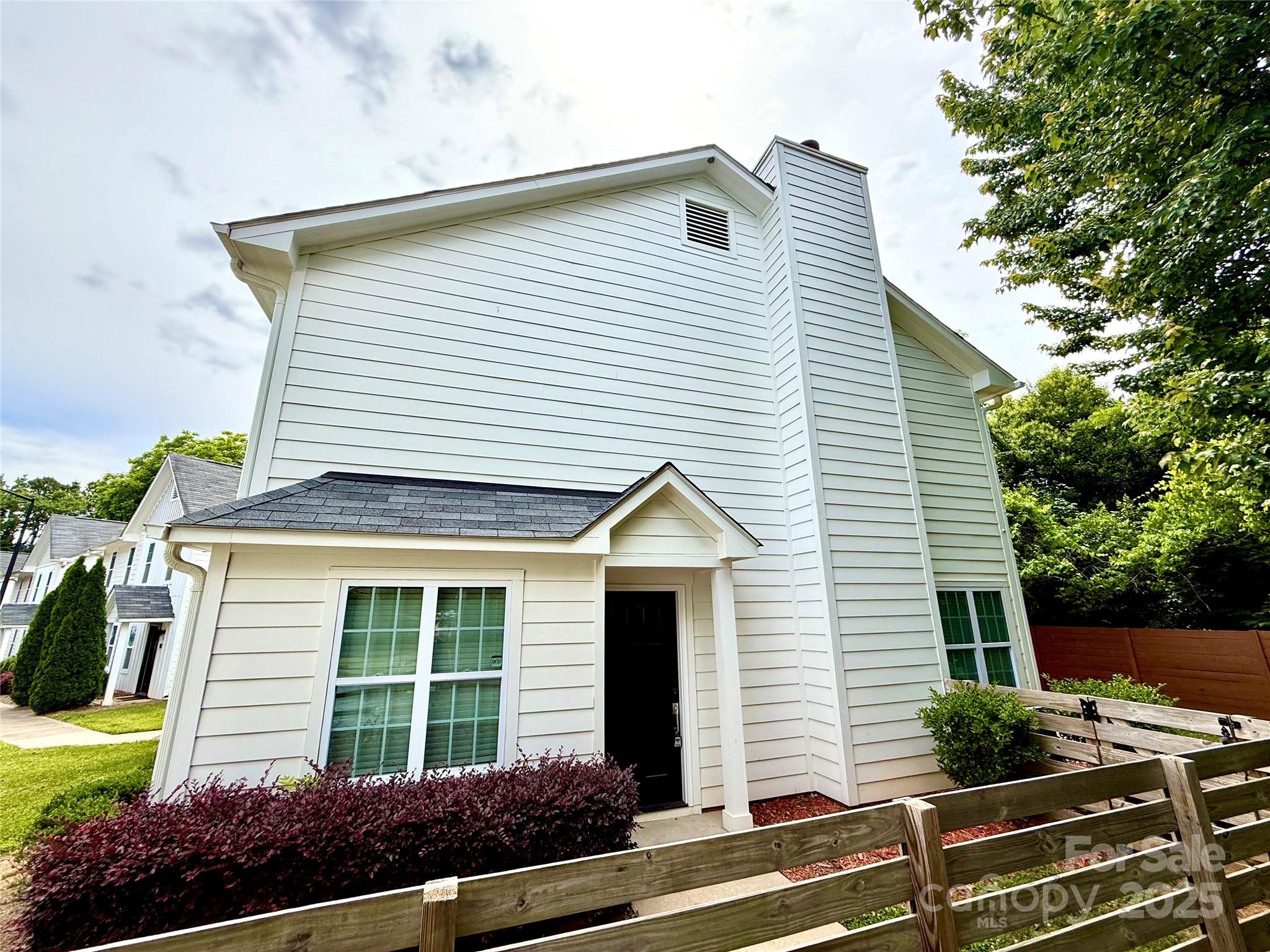 1519 Briar Creek Road #B — Charlotte