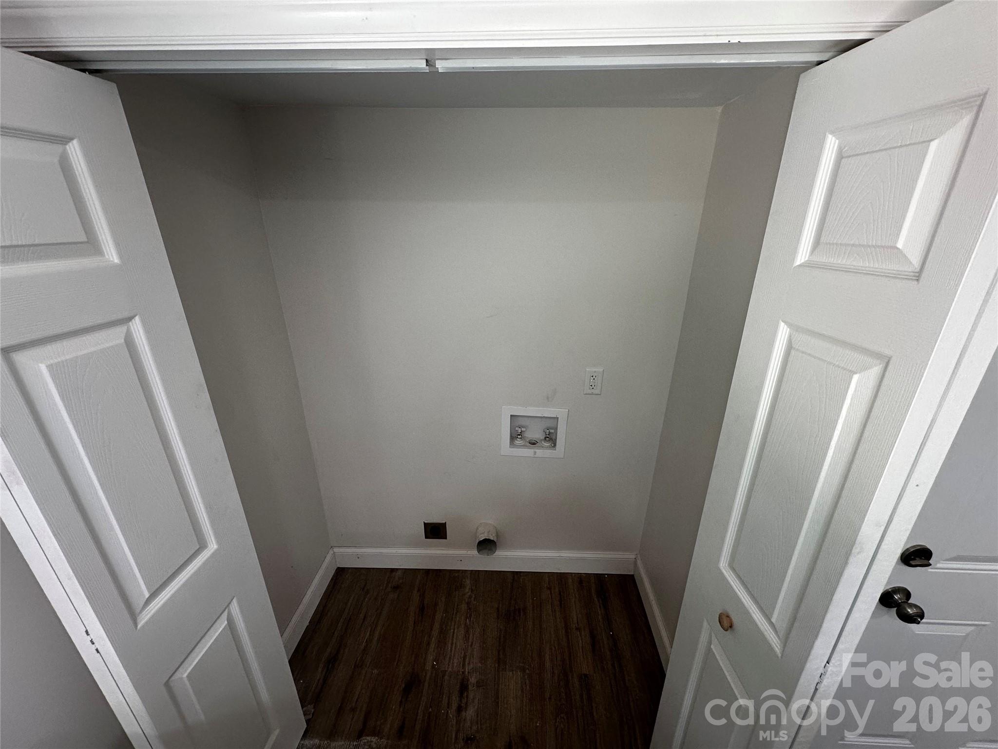 801 Calhoun Street — Lancaster