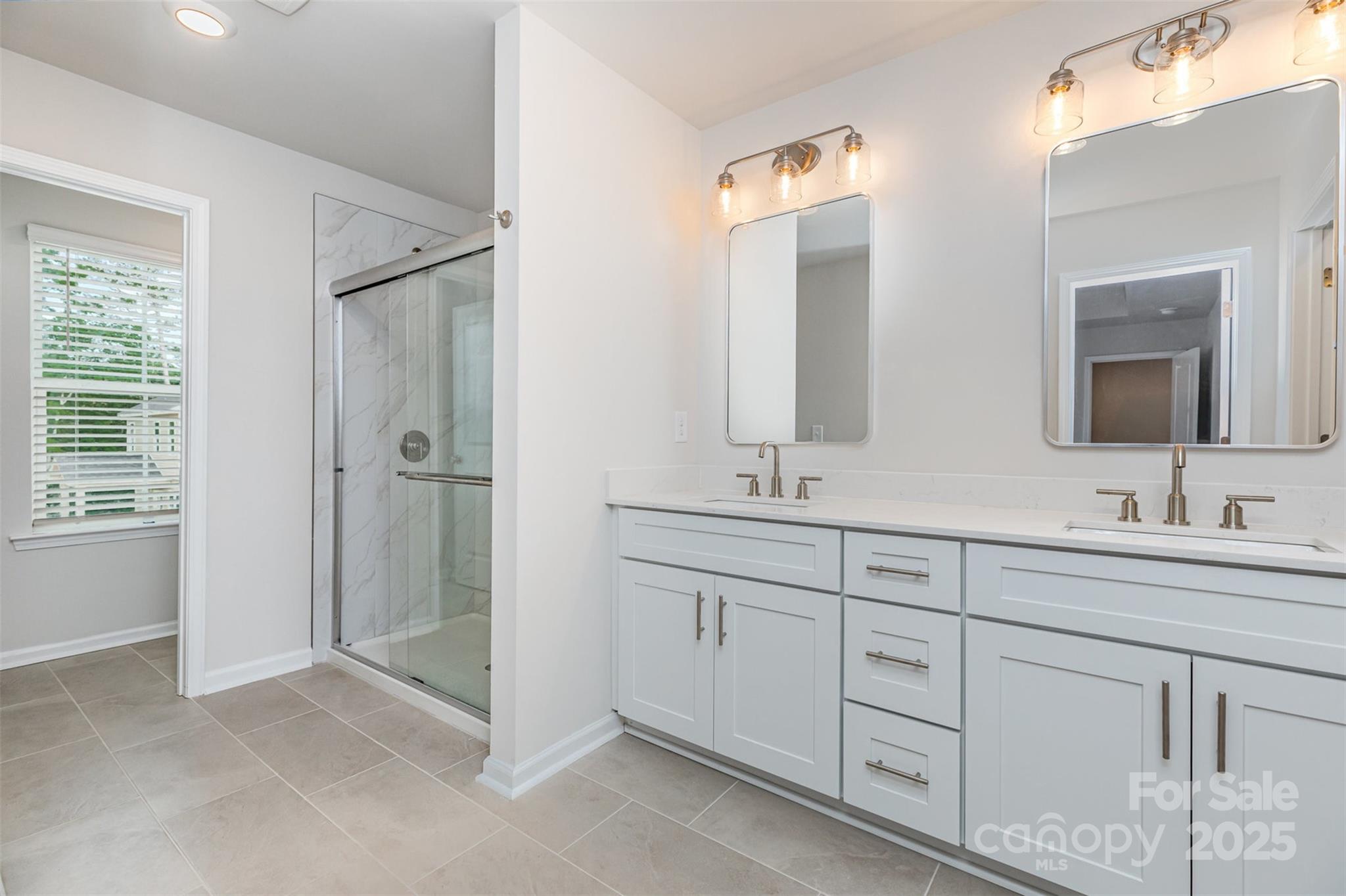2039 Sadler Woods Lane — Charlotte