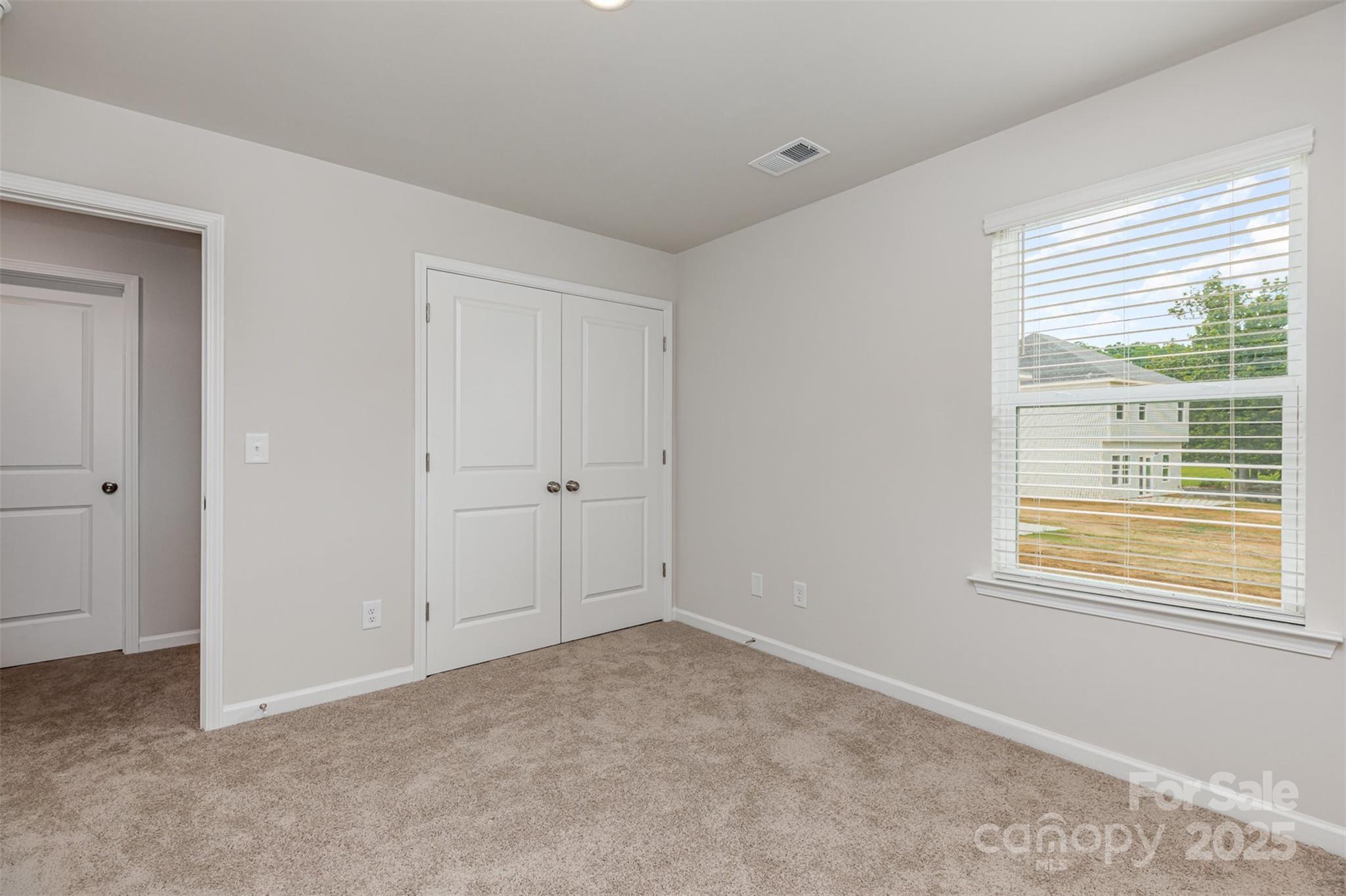 2039 Sadler Woods Lane — Charlotte