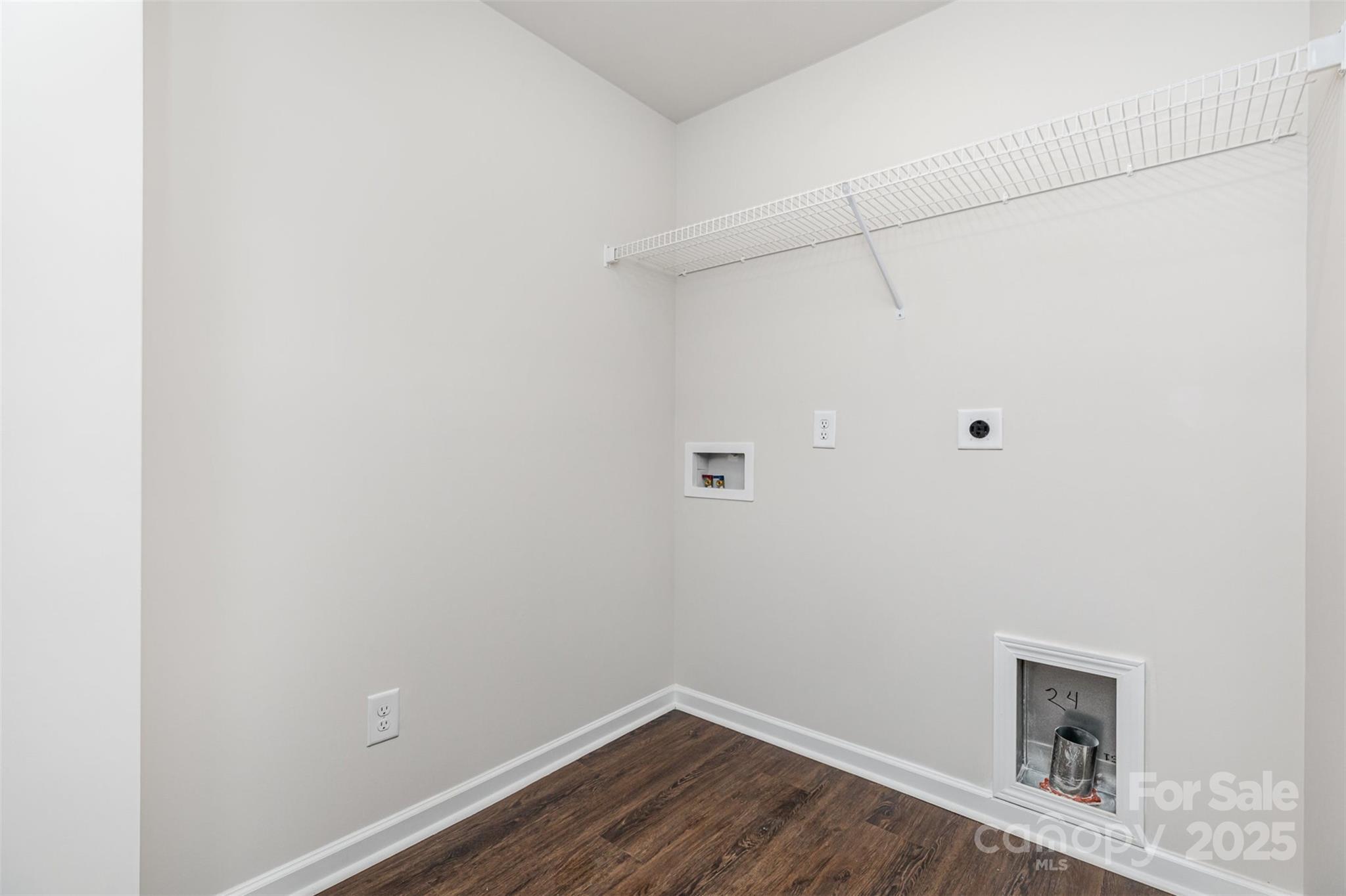 2039 Sadler Woods Lane — Charlotte