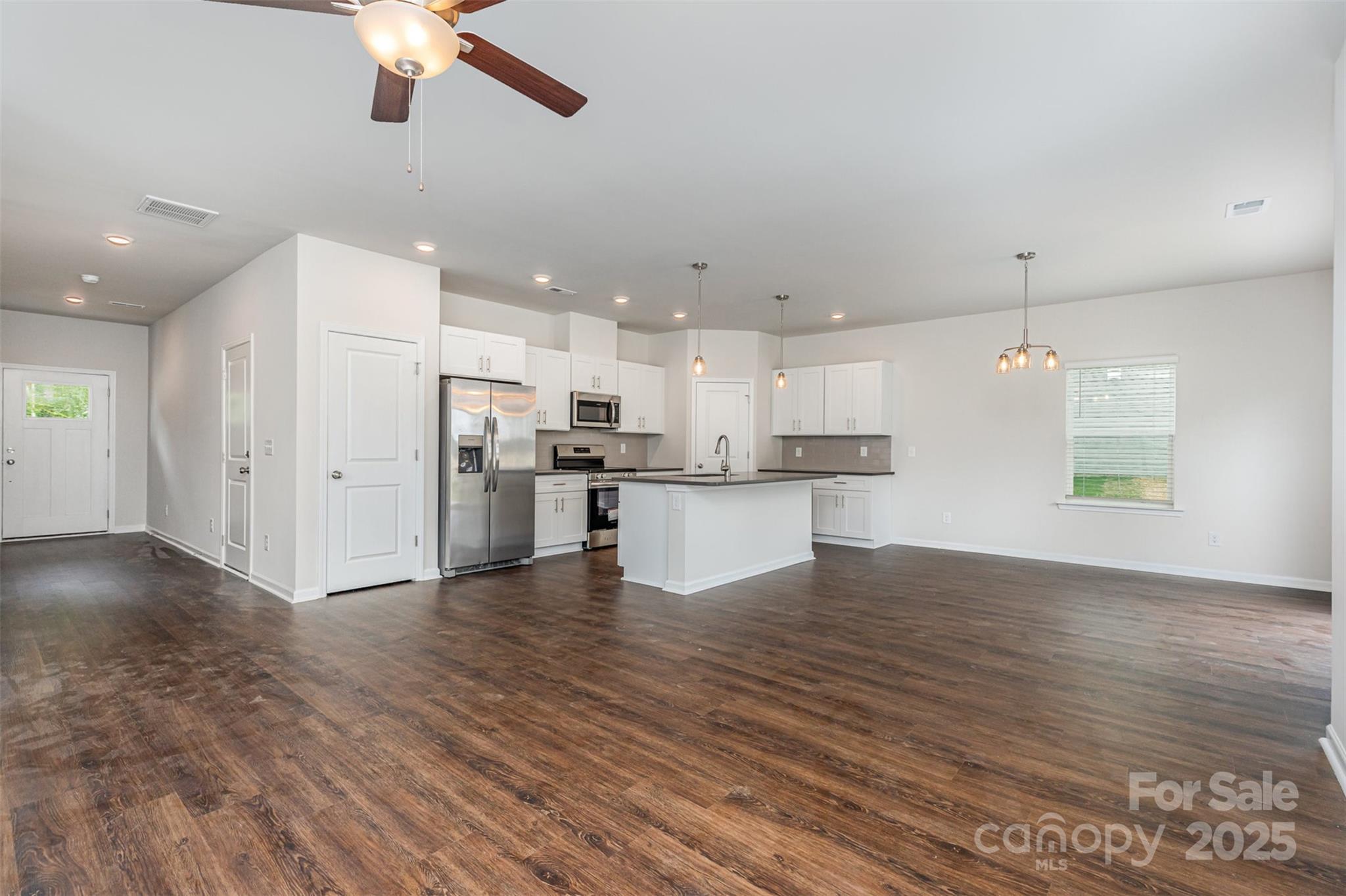 2039 Sadler Woods Lane — Charlotte
