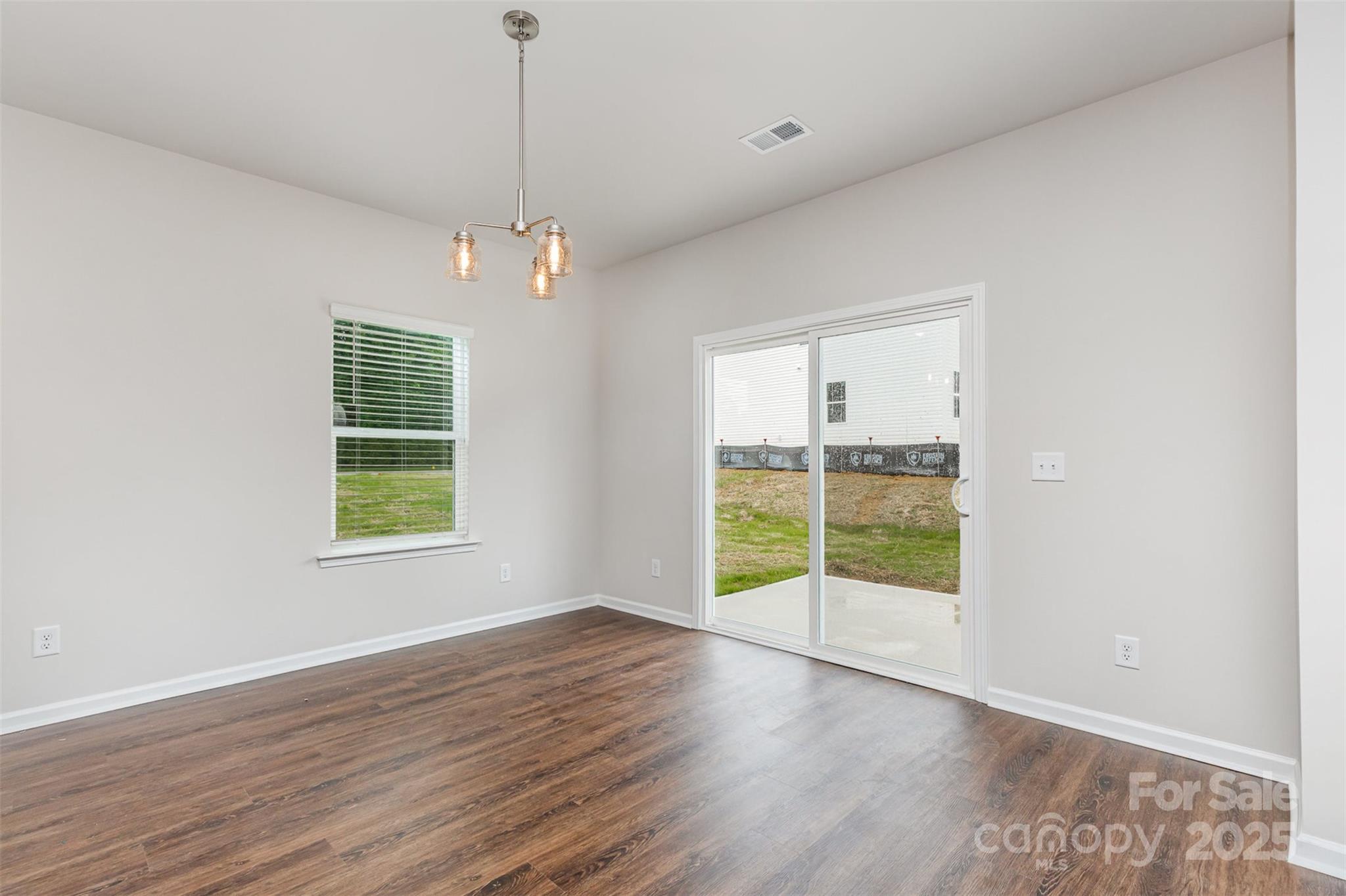 2059 Sadler Woods Lane — Charlotte