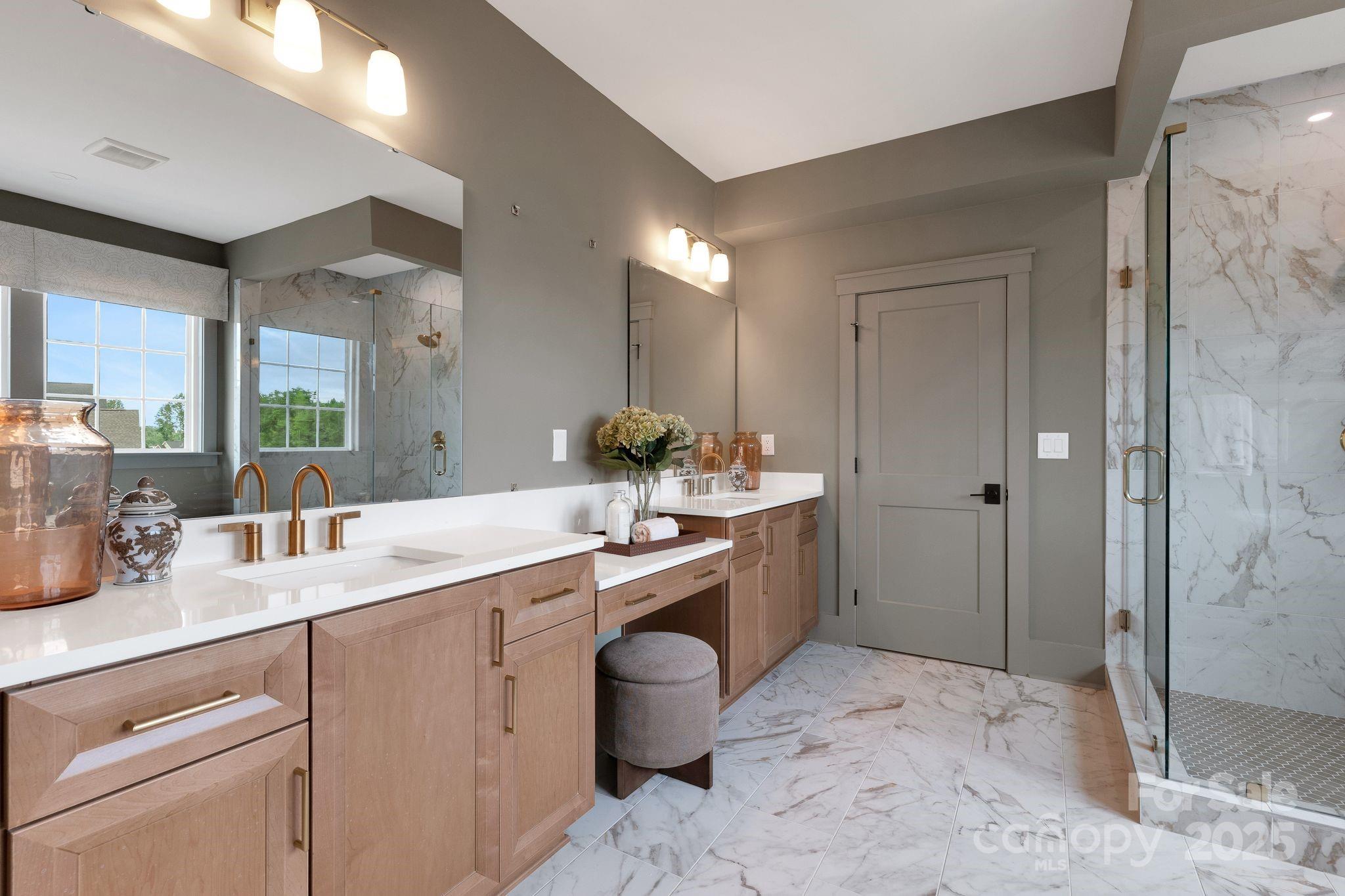 13648 Glennmayes Road — Huntersville