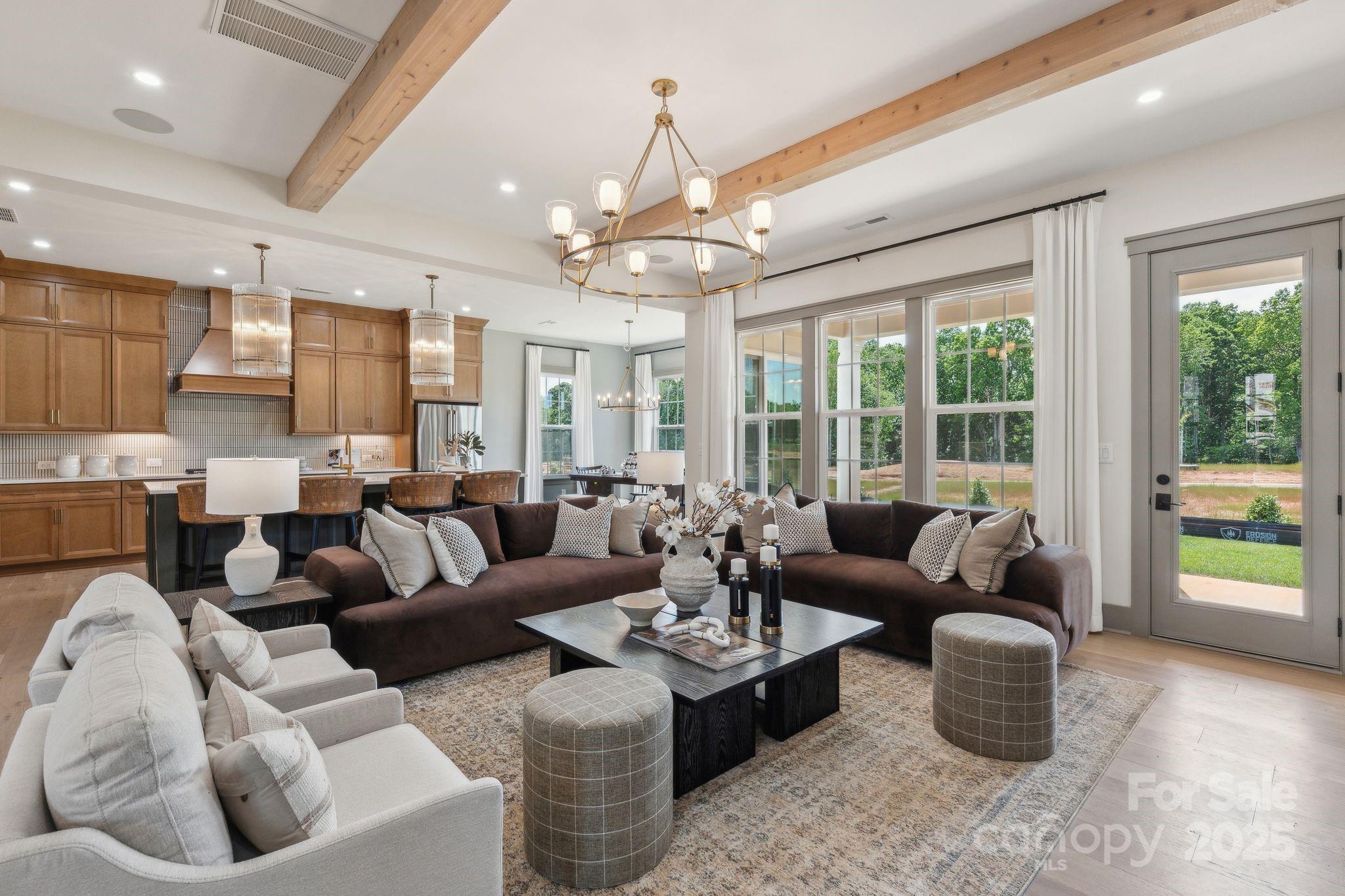 13648 Glennmayes Road — Huntersville