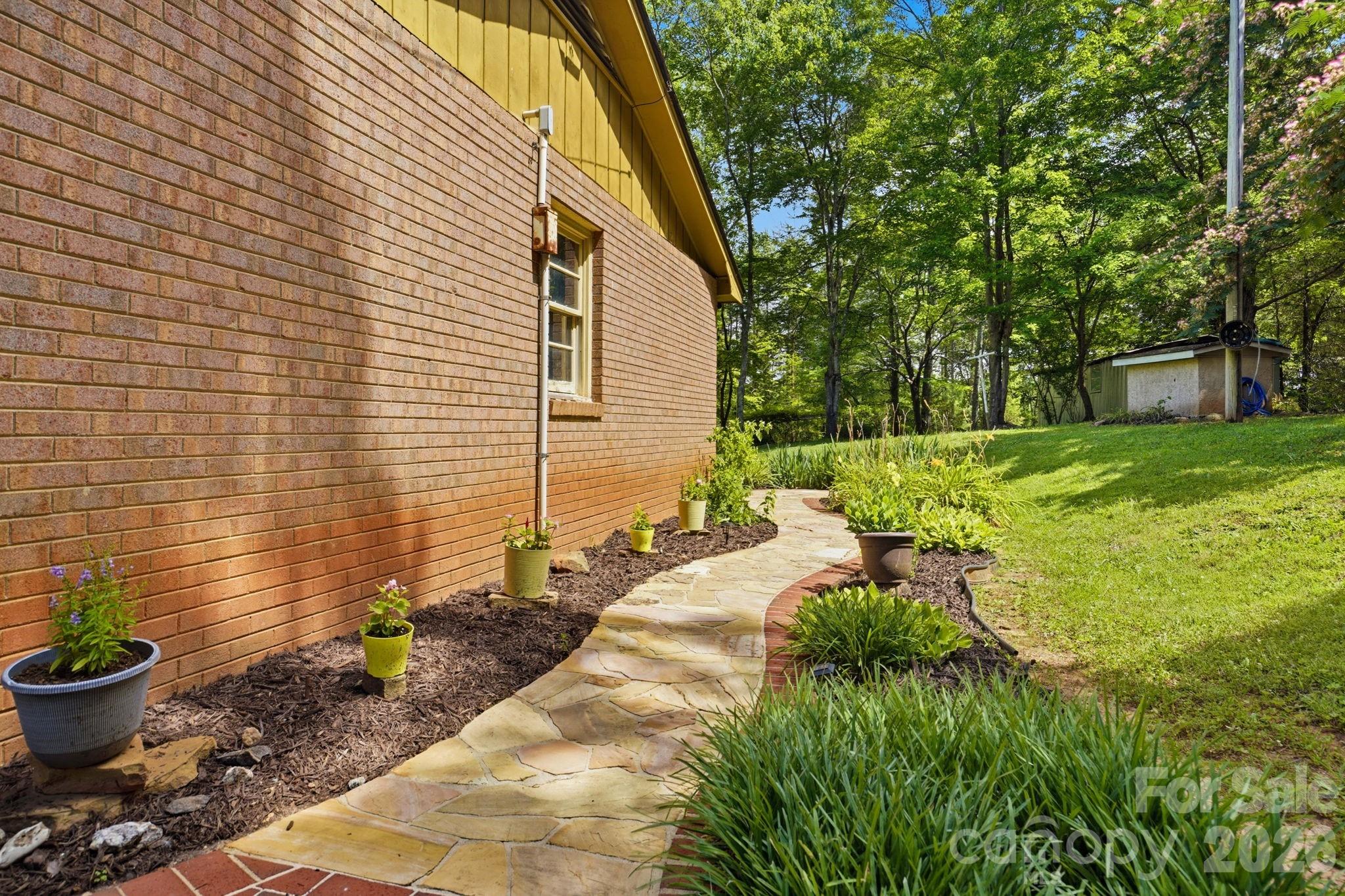 2619 Hopewell Church Road — Sherrills Ford