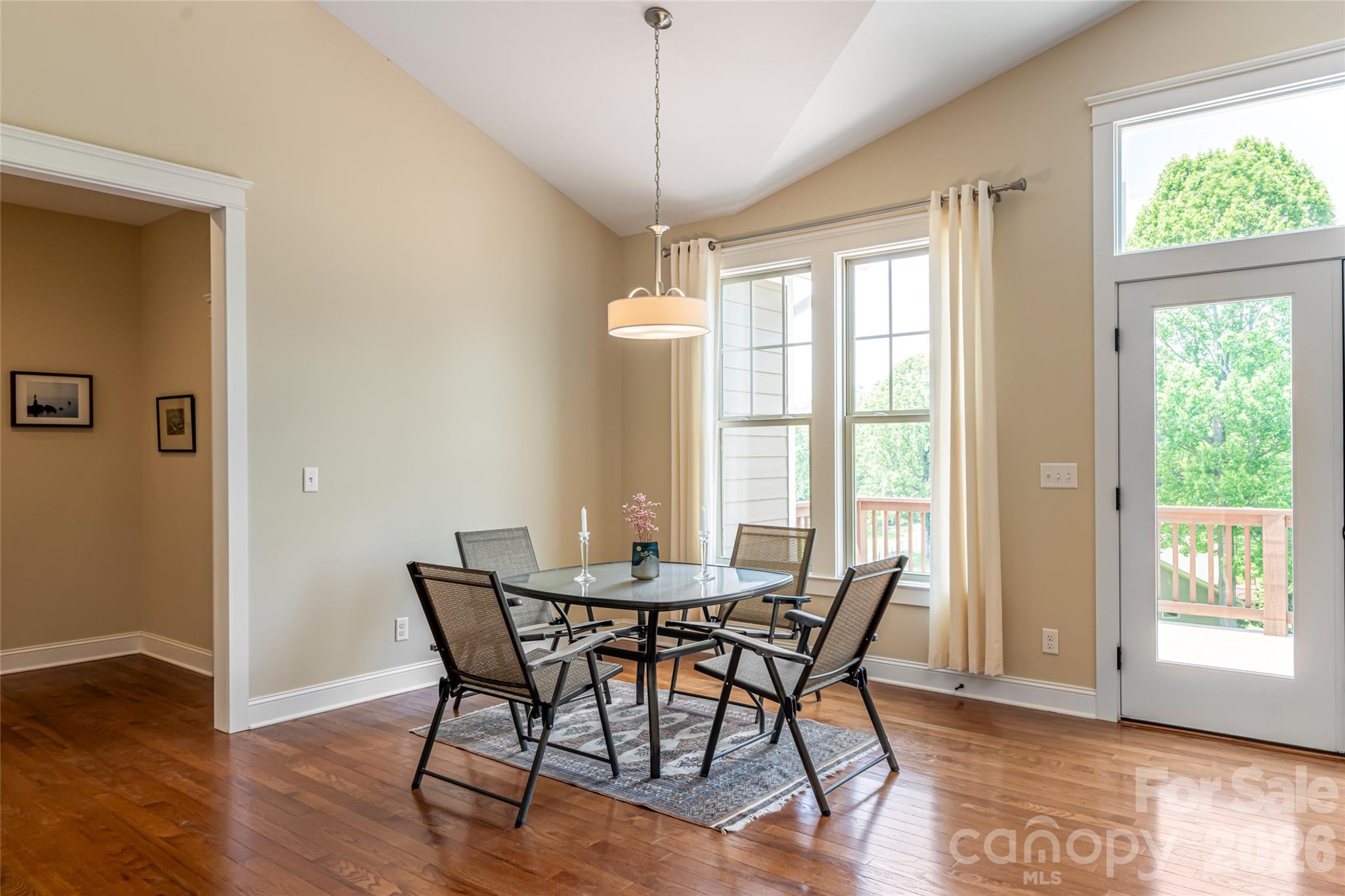 91 Greenwells Glory Drive — Biltmore Lake