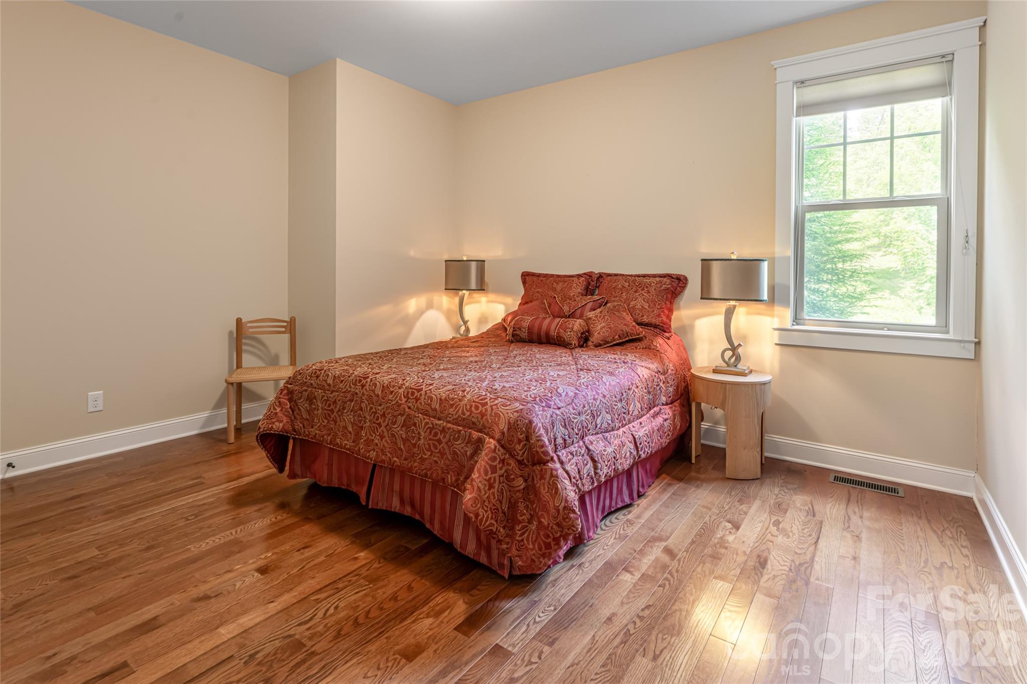 91 Greenwells Glory Drive — Biltmore Lake
