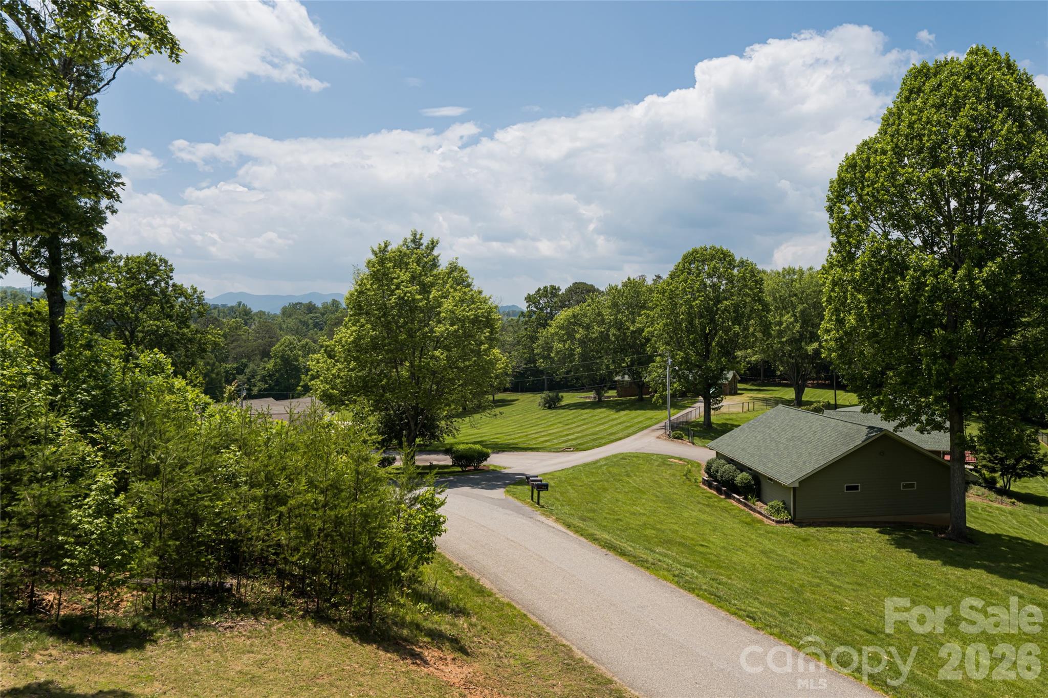 91 Greenwells Glory Drive — Biltmore Lake