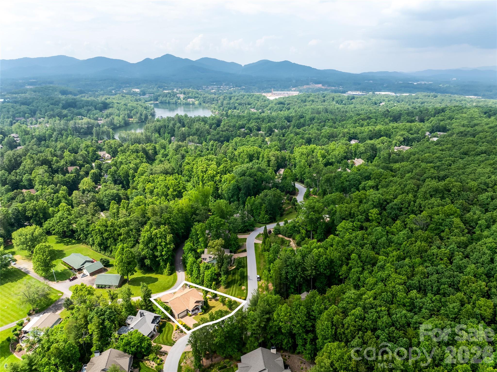91 Greenwells Glory Drive — Biltmore Lake