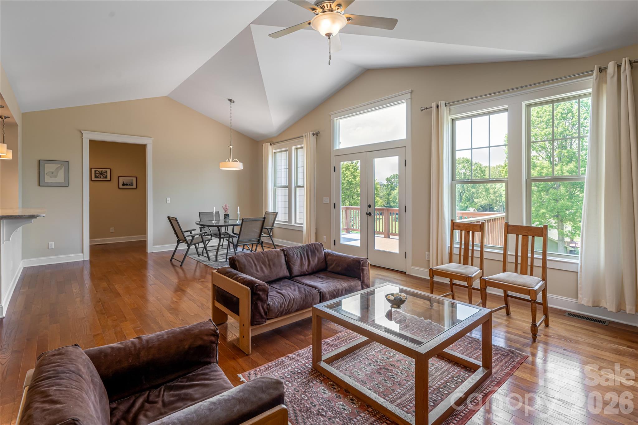 91 Greenwells Glory Drive — Biltmore Lake