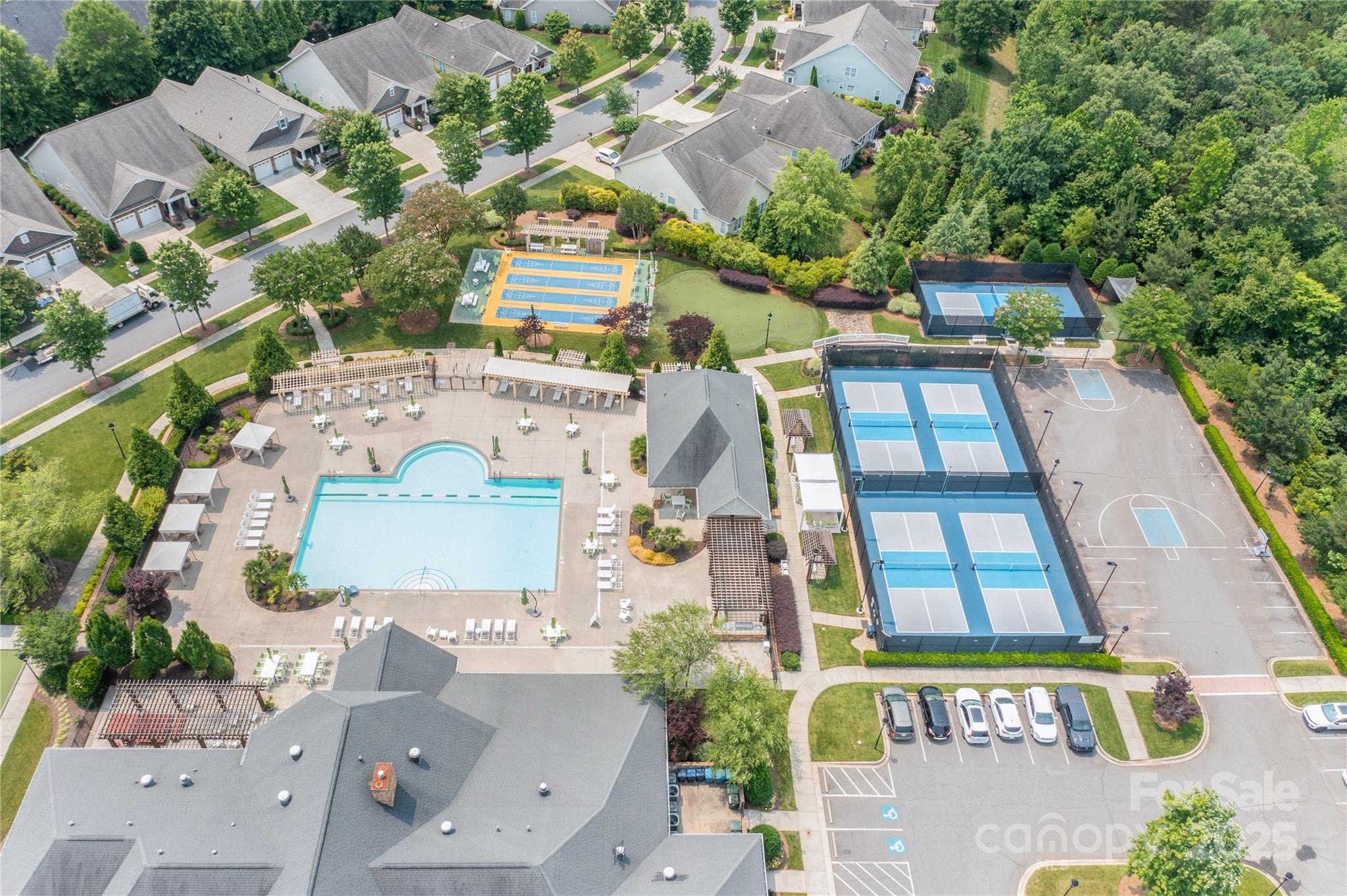 12910 Meetinghouse Drive — Cornelius