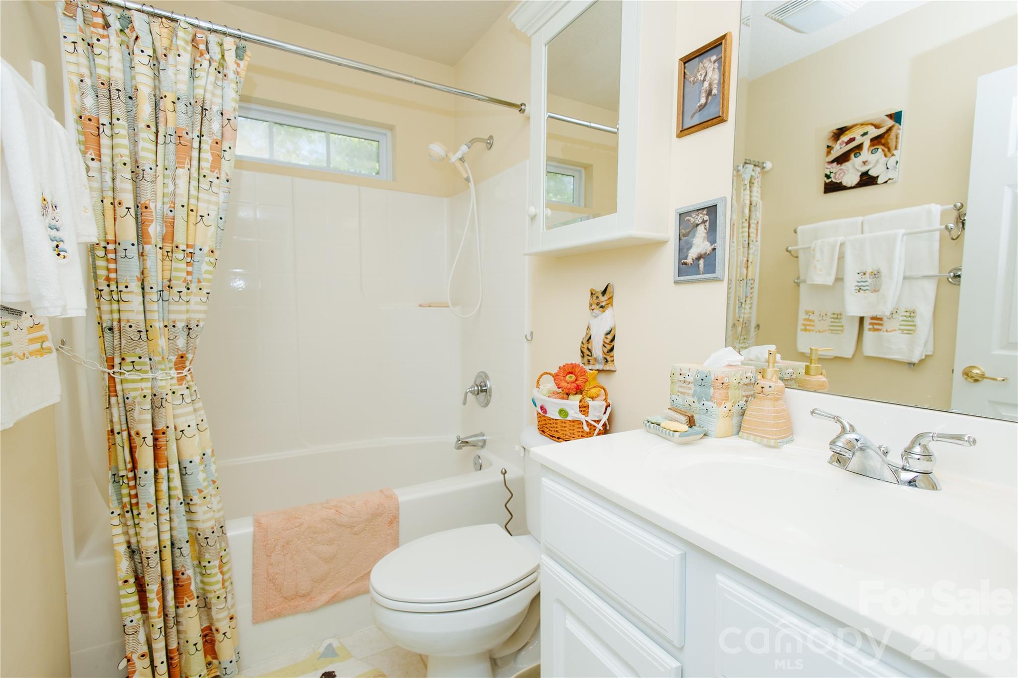 47 Victoria Park Drive — Hendersonville