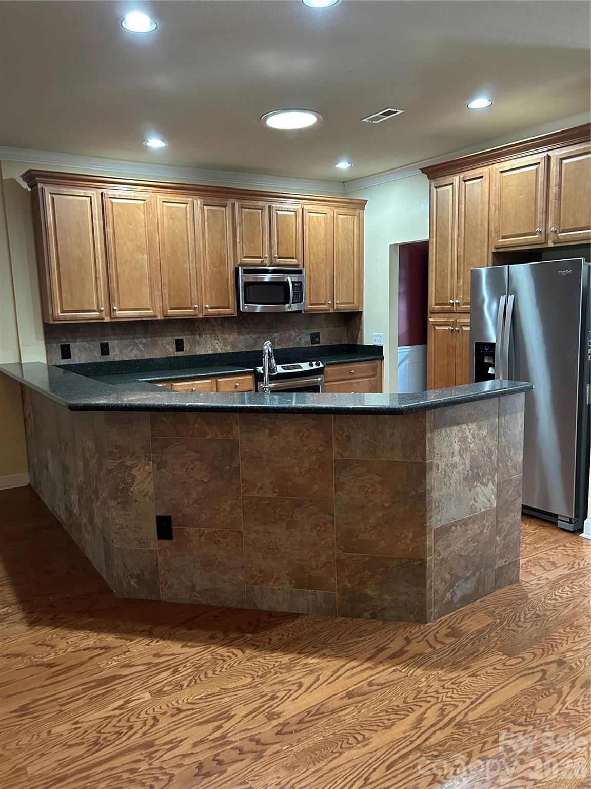 47 Victoria Park Drive — Hendersonville
