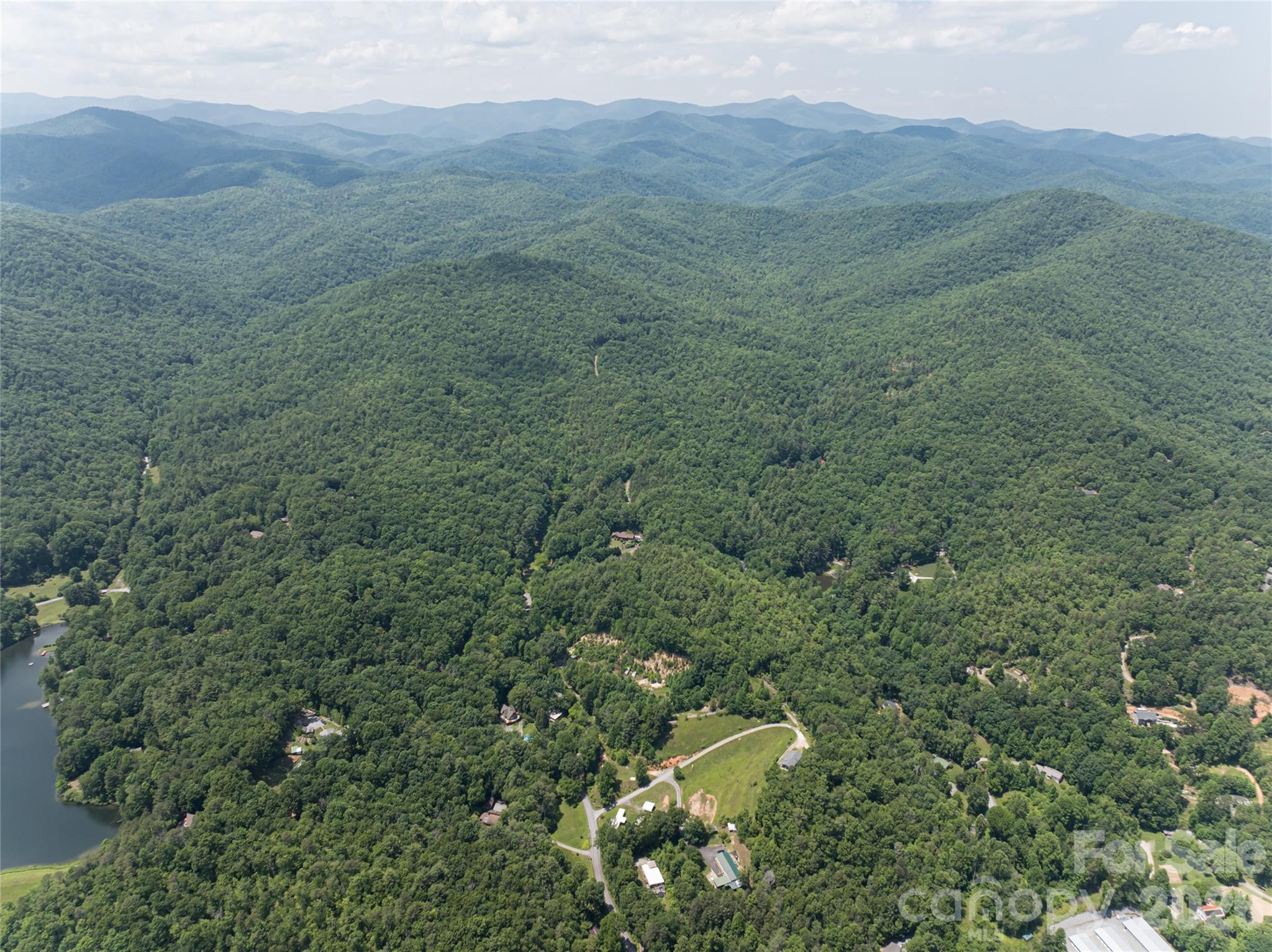 1000 Sutton Creek Road — Pisgah Forest
