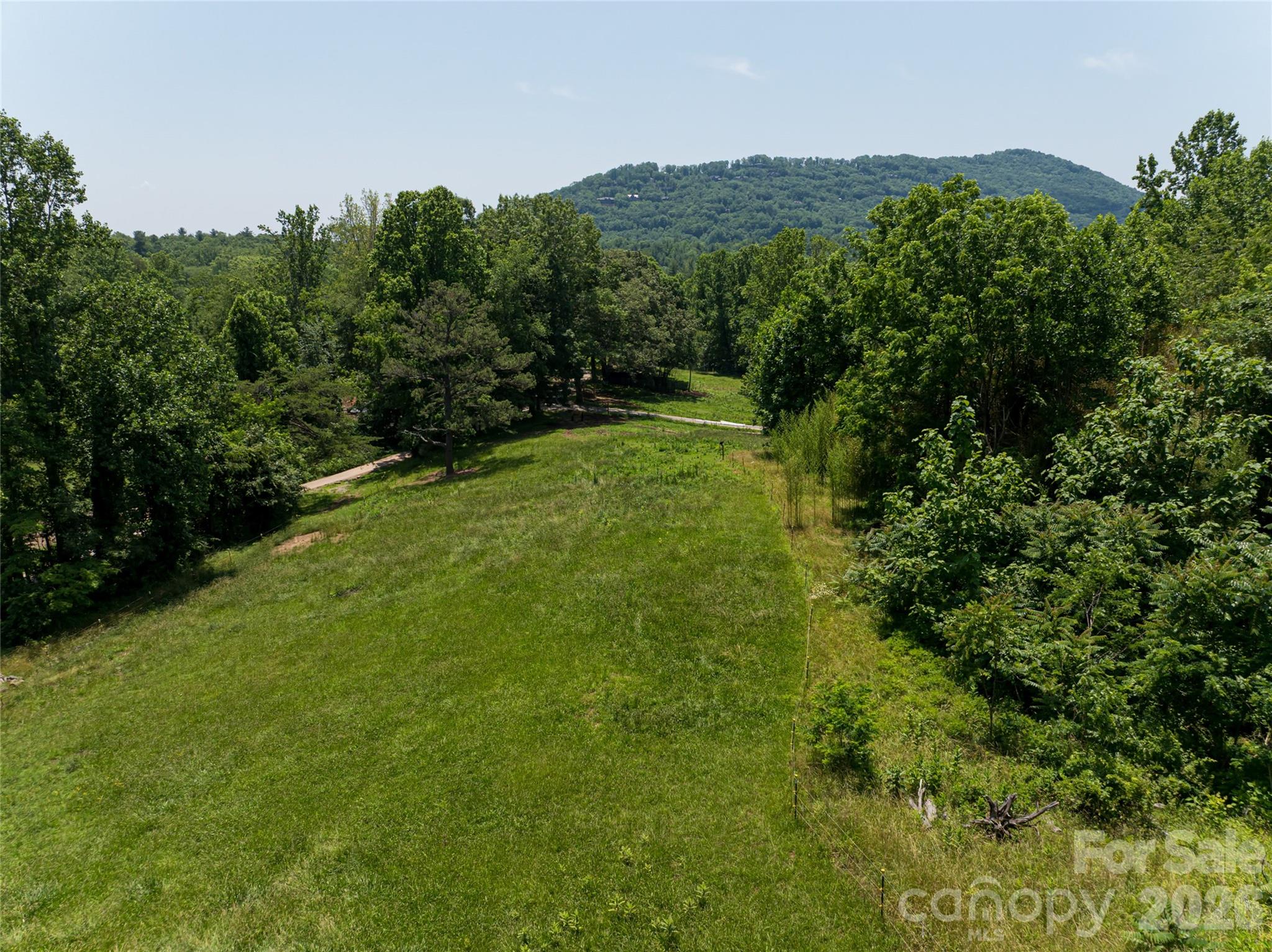 173 Avery Creek Road — Arden