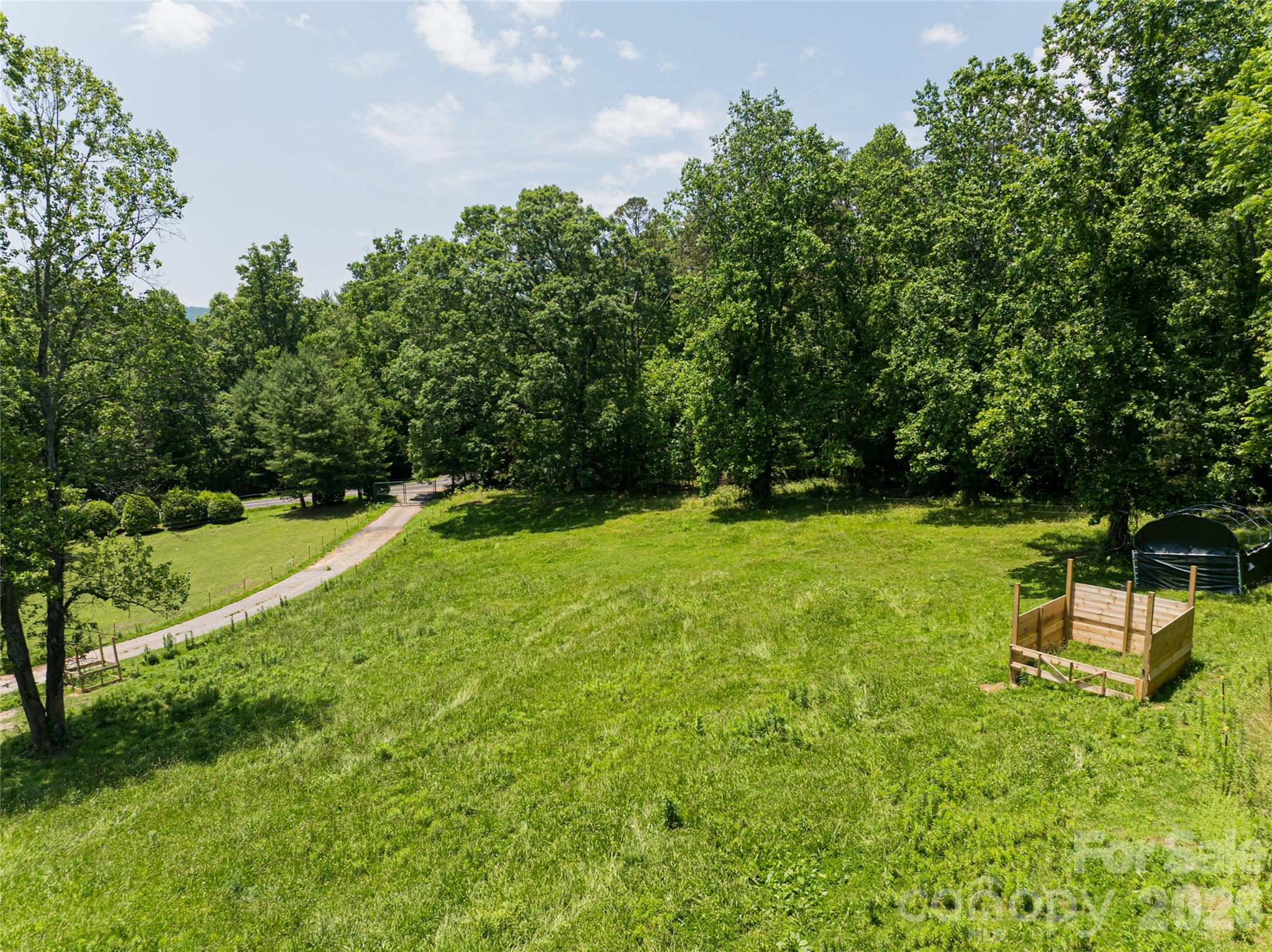 173 Avery Creek Road — Arden