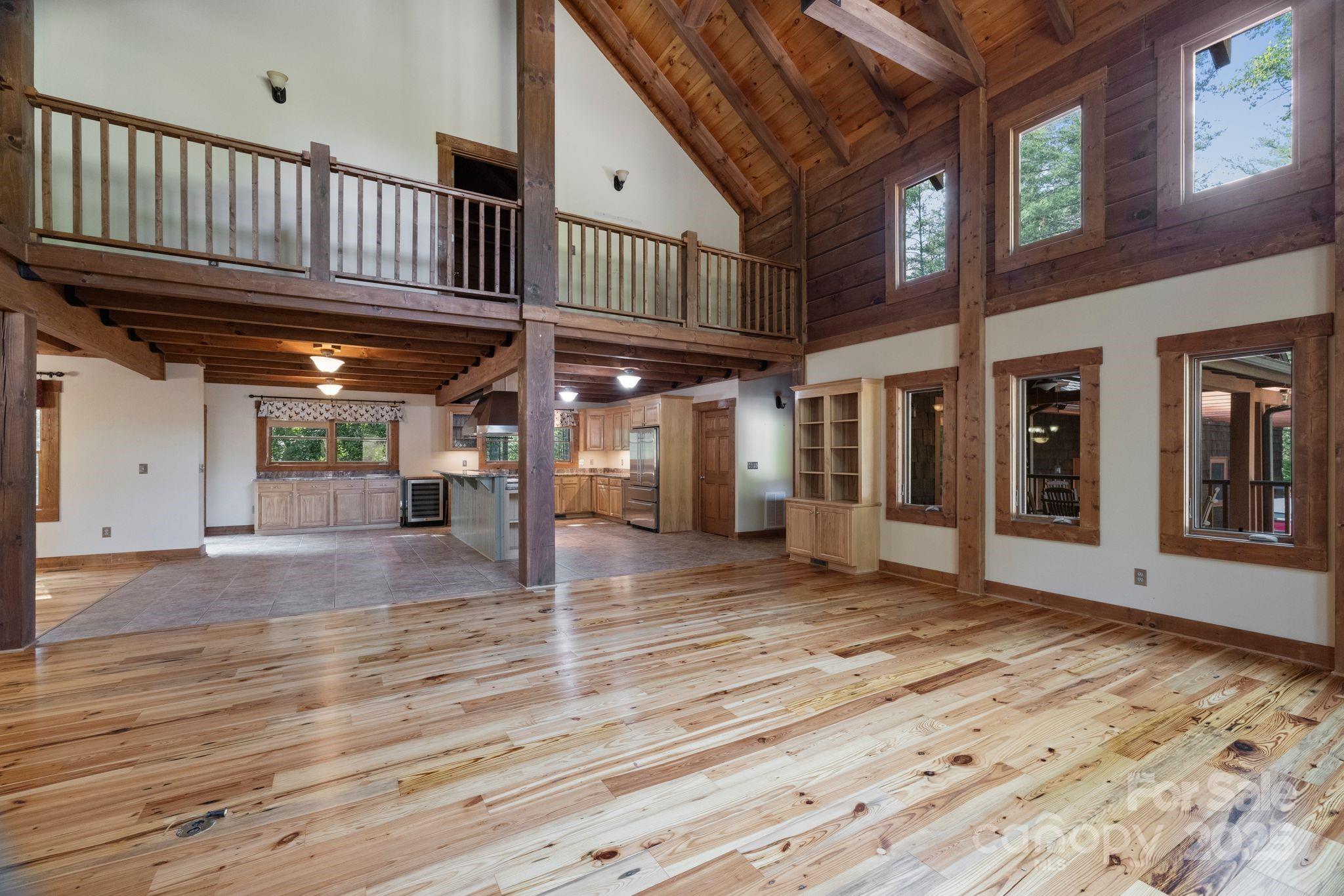 5626 Rocky Falls Lane — Lenoir