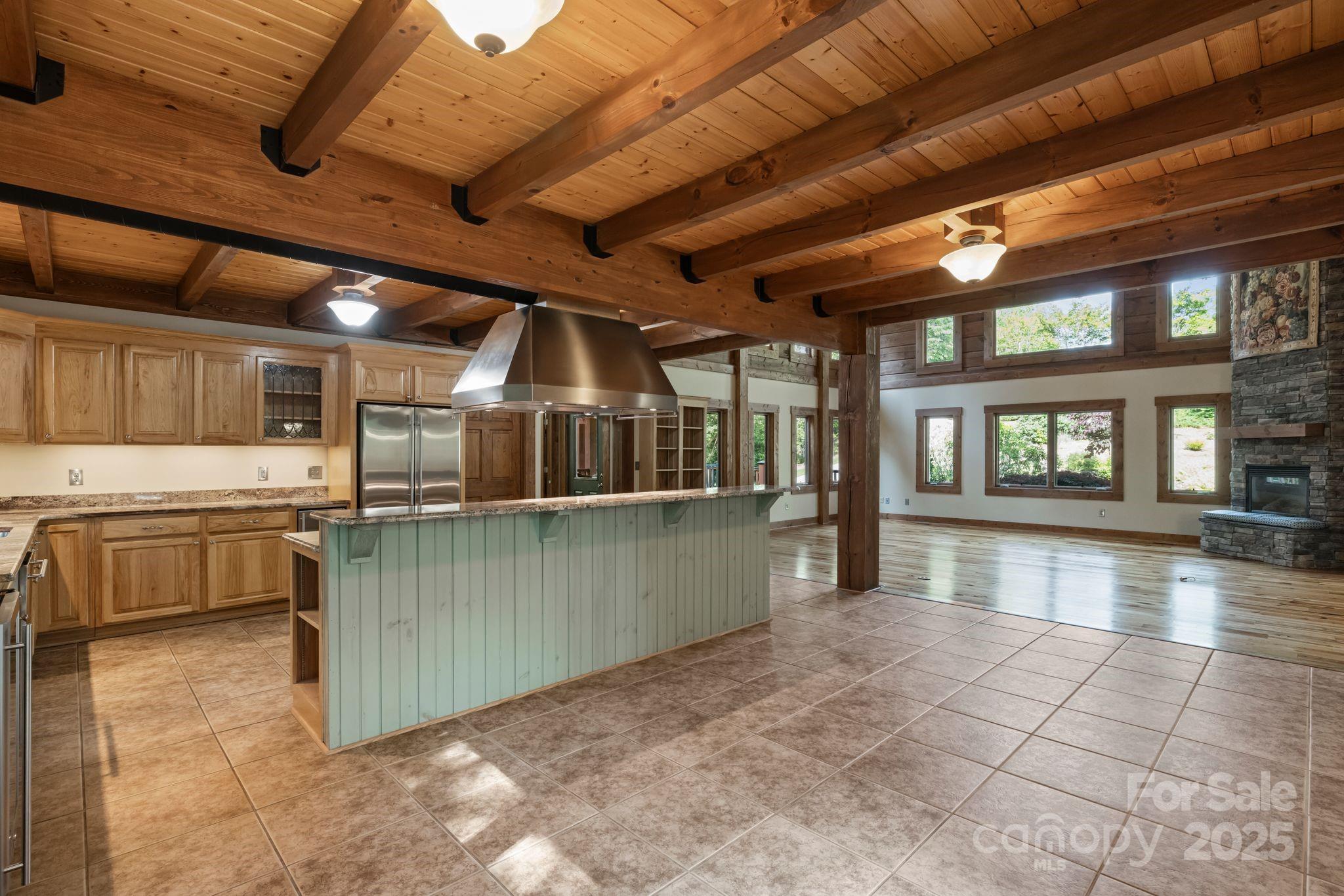 5626 Rocky Falls Lane — Lenoir