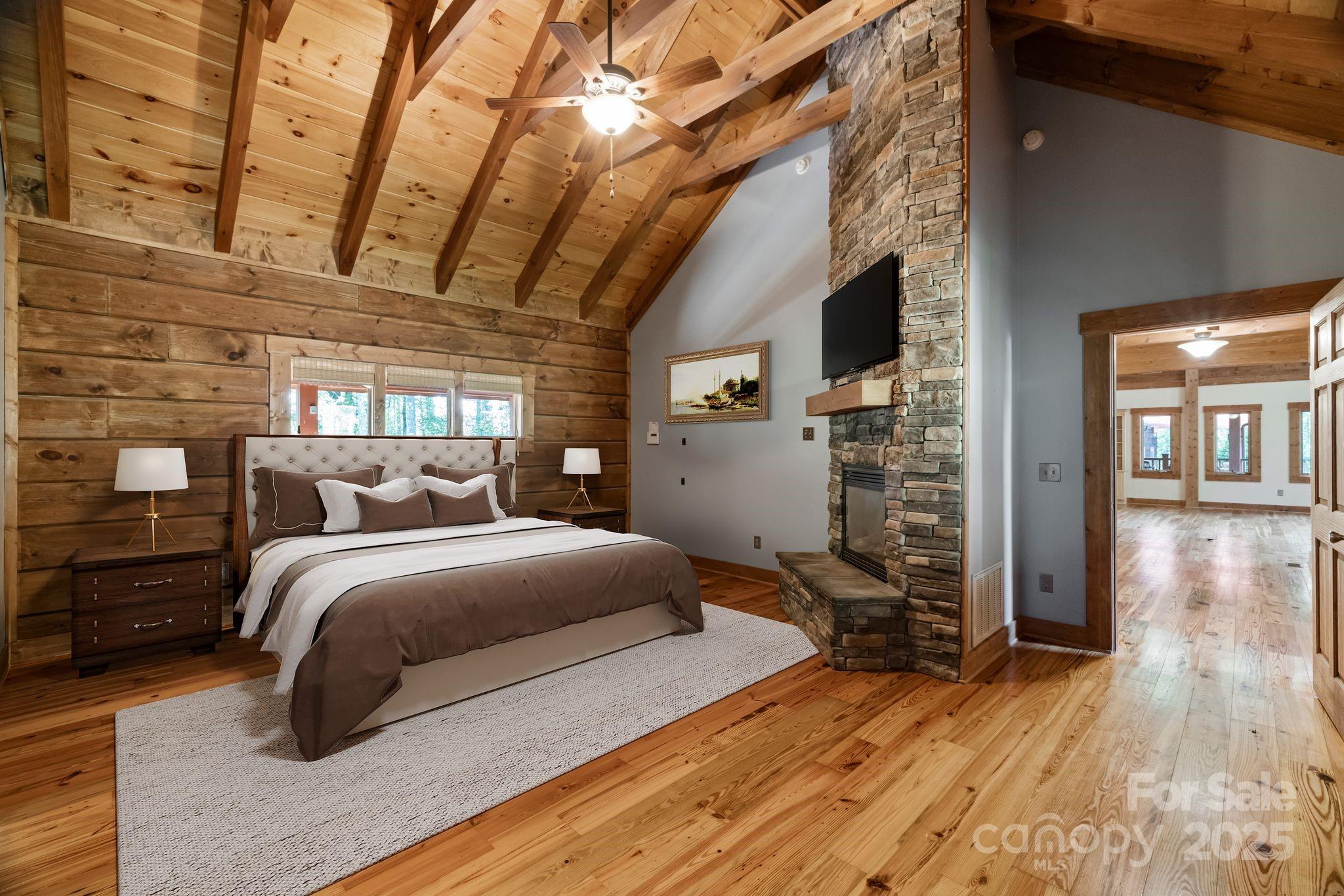 5626 Rocky Falls Lane — Lenoir