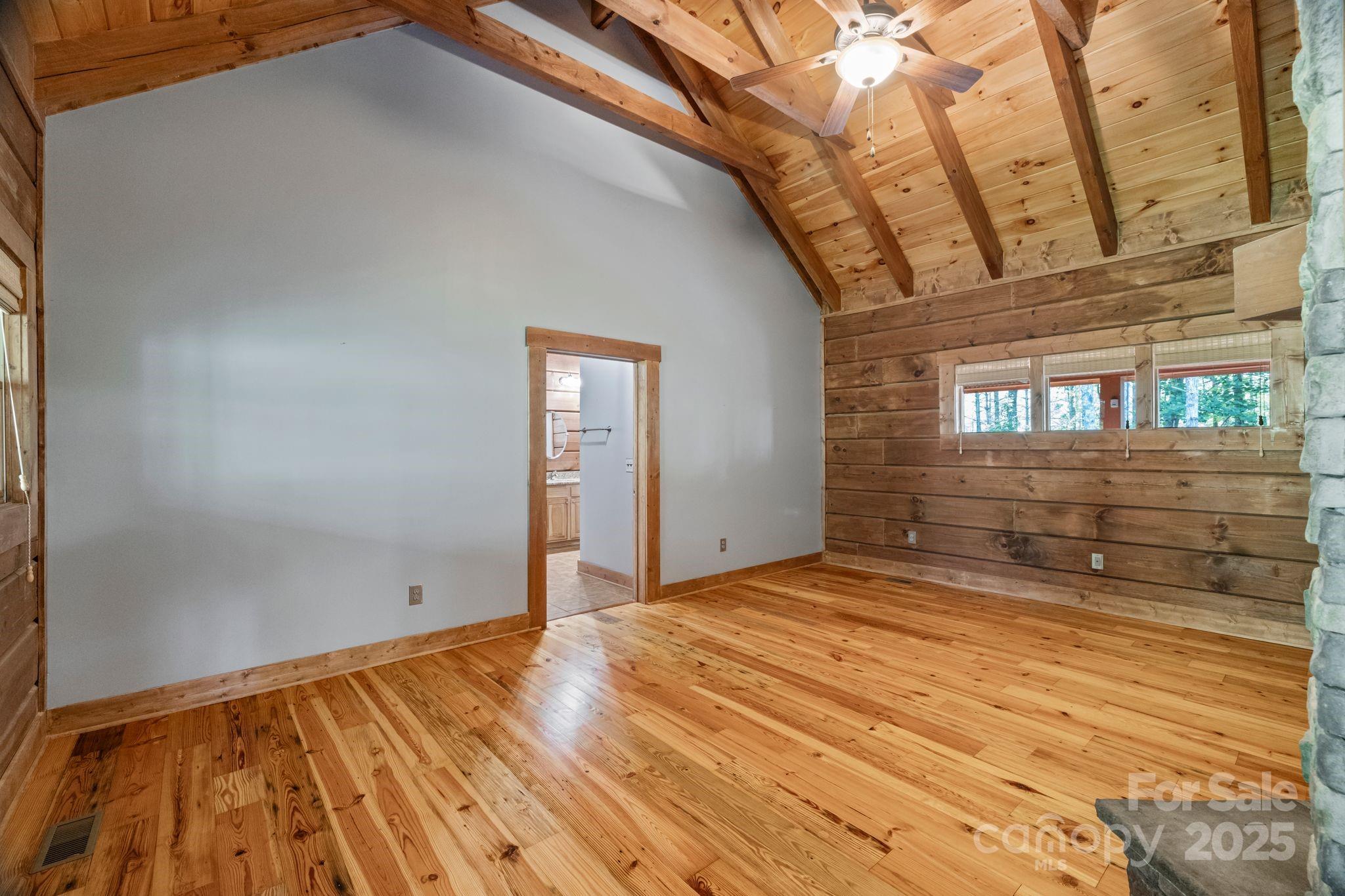 5626 Rocky Falls Lane — Lenoir