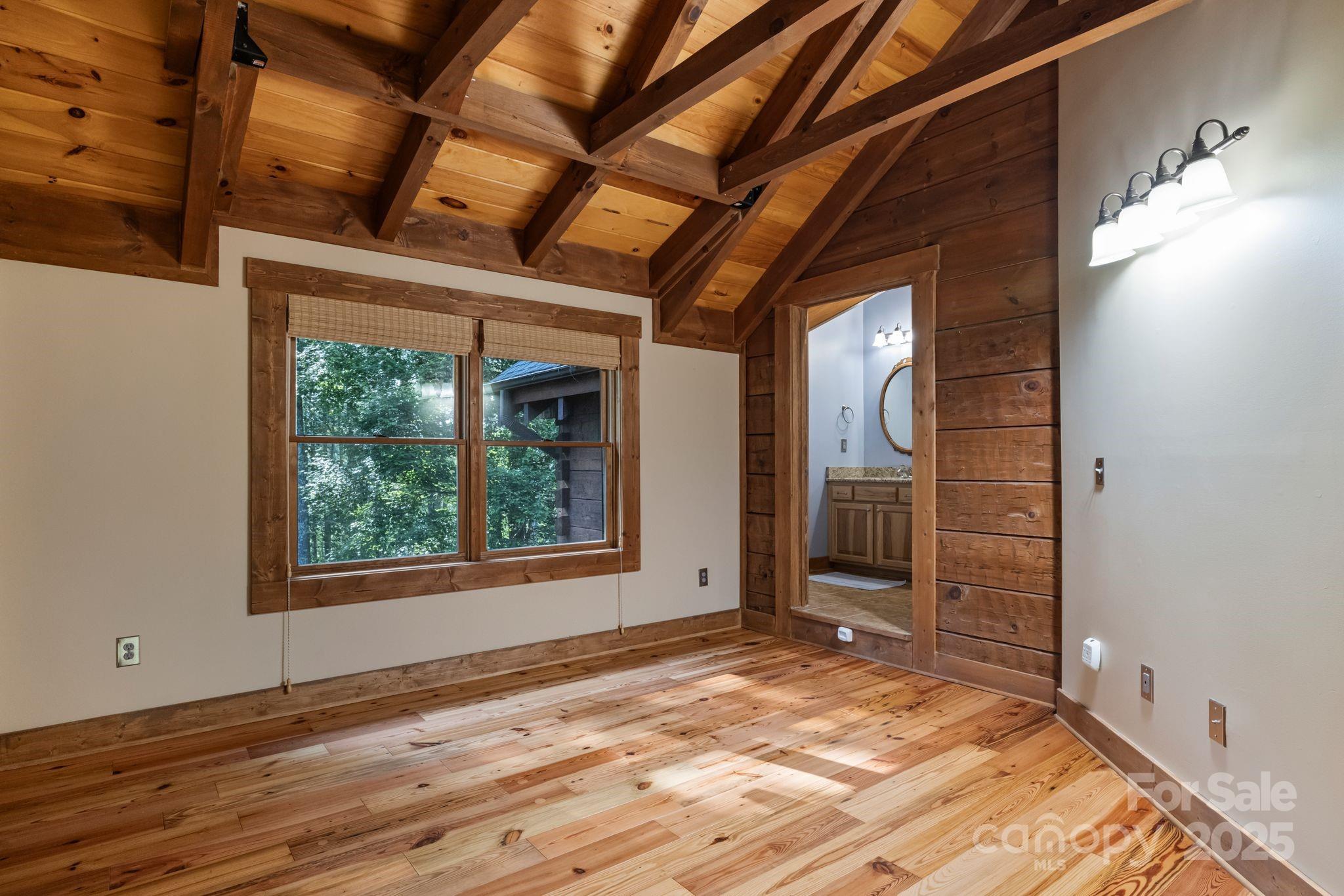 5626 Rocky Falls Lane — Lenoir