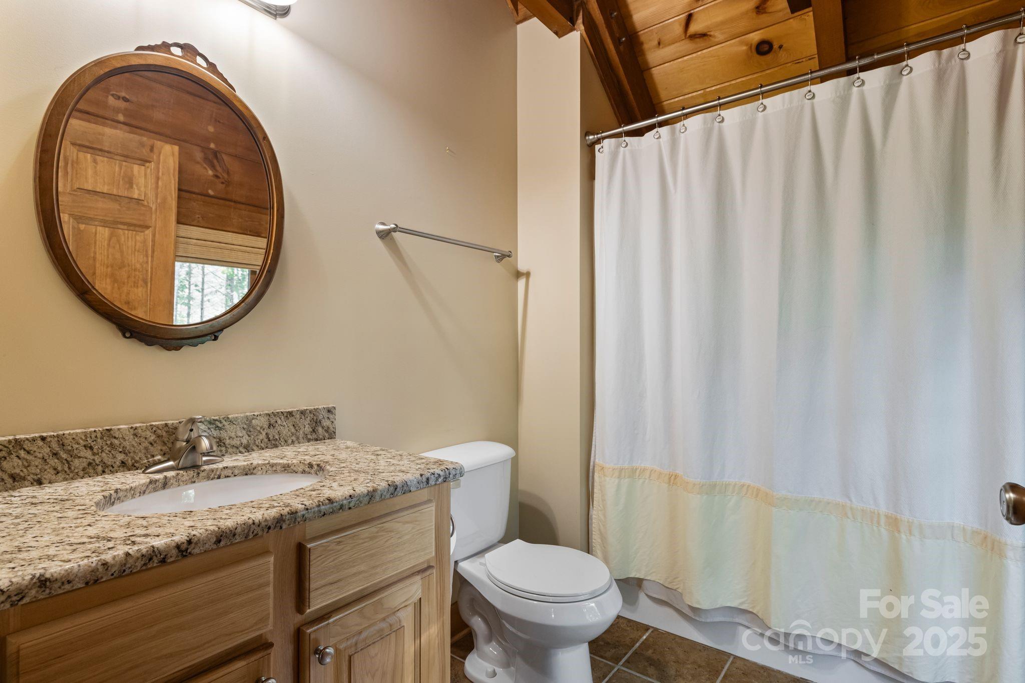 5626 Rocky Falls Lane — Lenoir