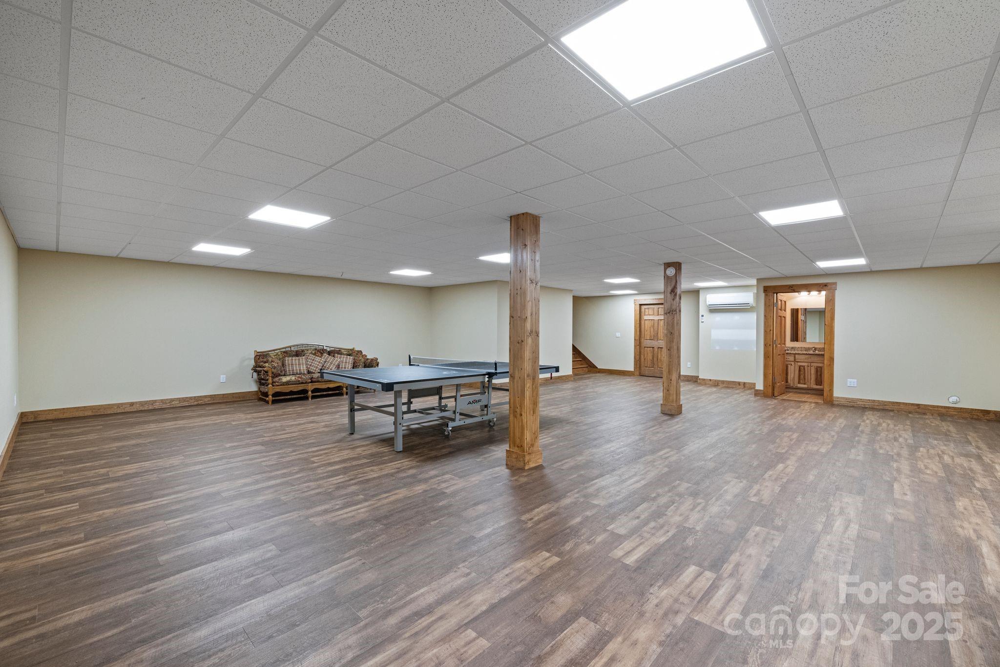 5626 Rocky Falls Lane — Lenoir